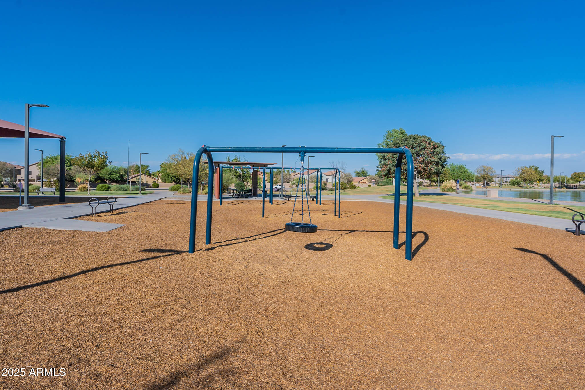 18525 N LARKSPUR Drive