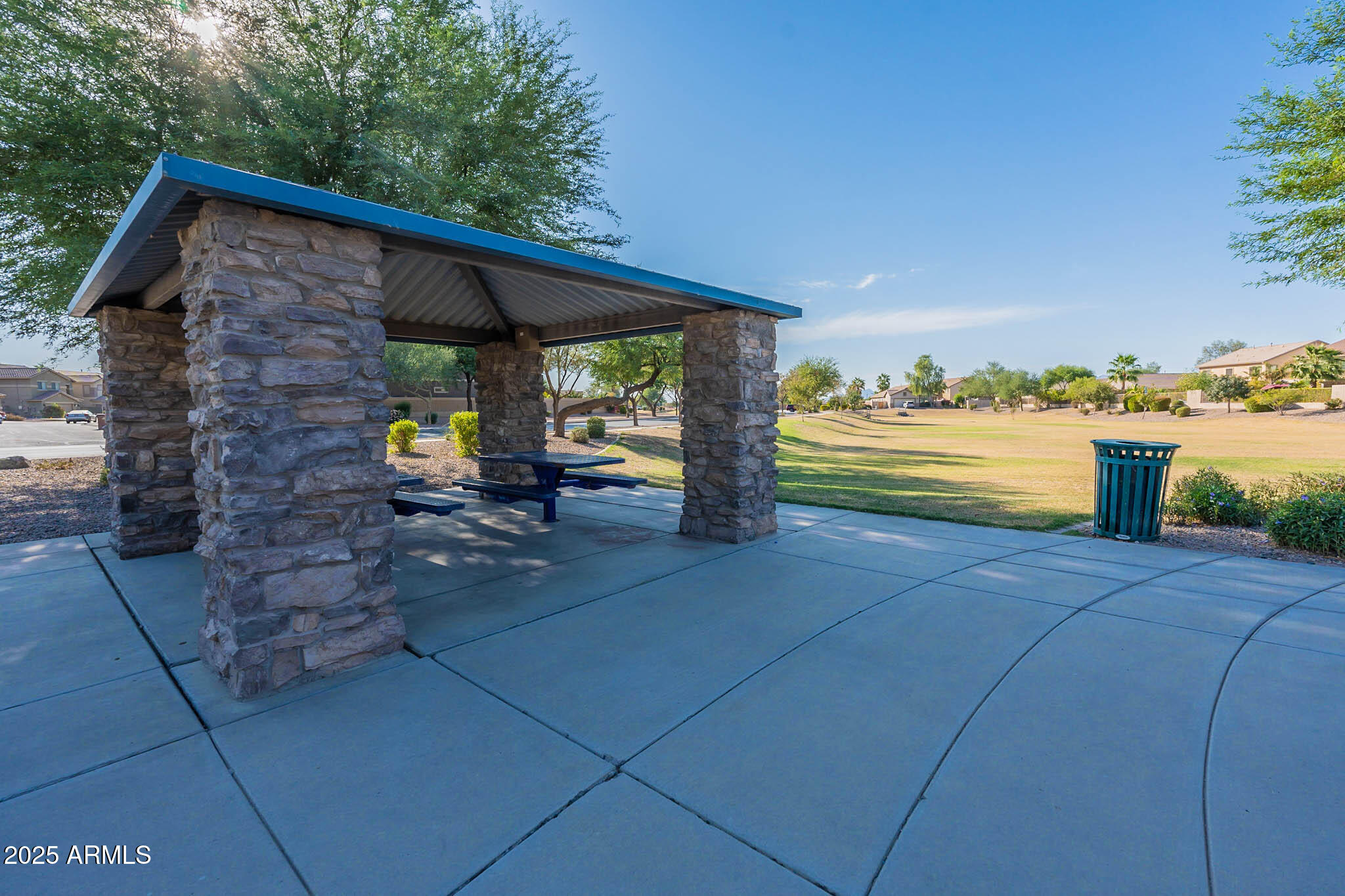 18525 N LARKSPUR Drive