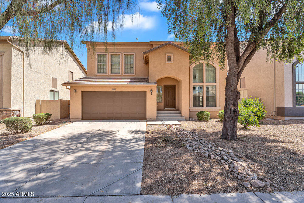 18525 N LARKSPUR Drive