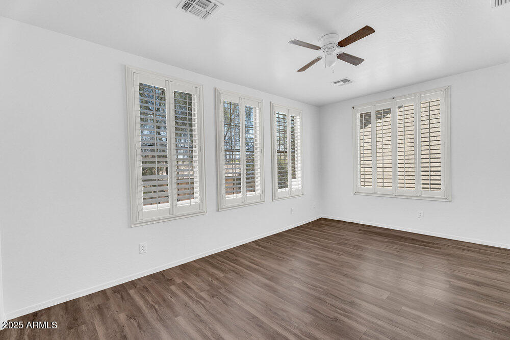 18525 N LARKSPUR Drive