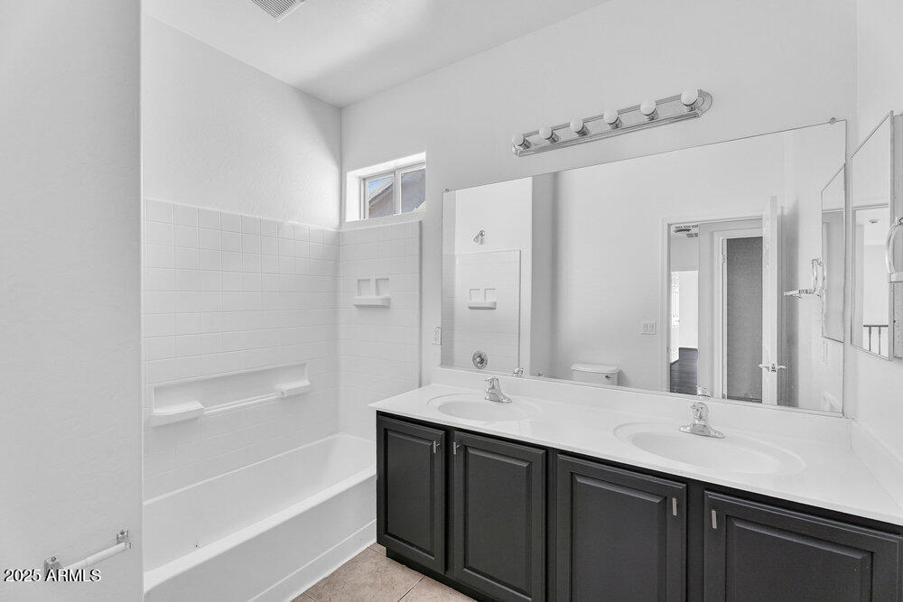 18525 N LARKSPUR Drive