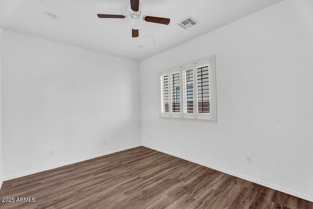 18525 N LARKSPUR Drive