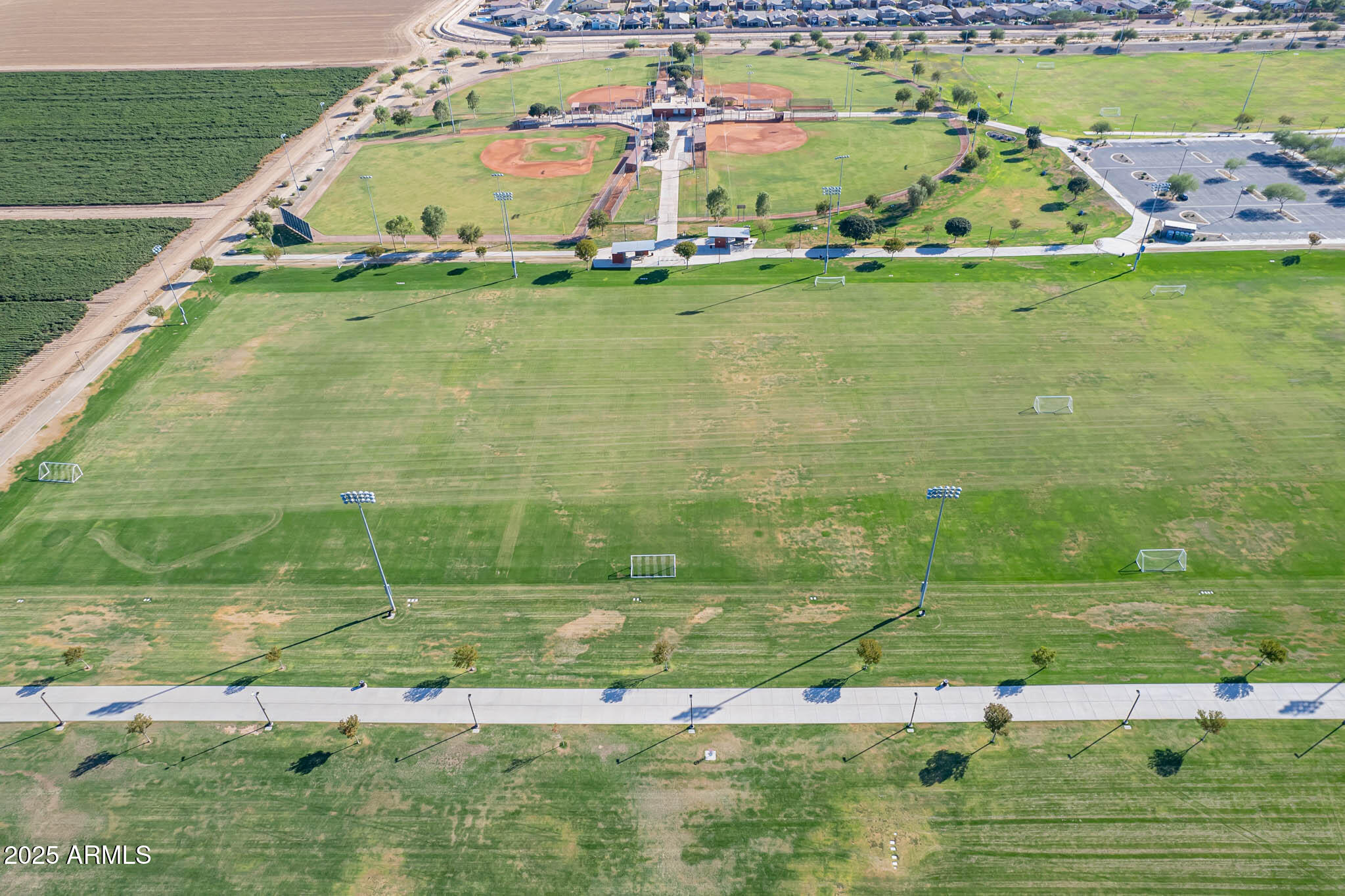 18525 N LARKSPUR Drive