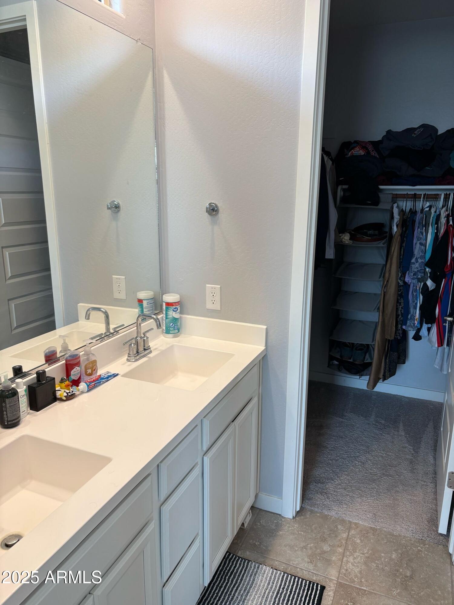 8903 W BETHANY HEIGHTS Drive