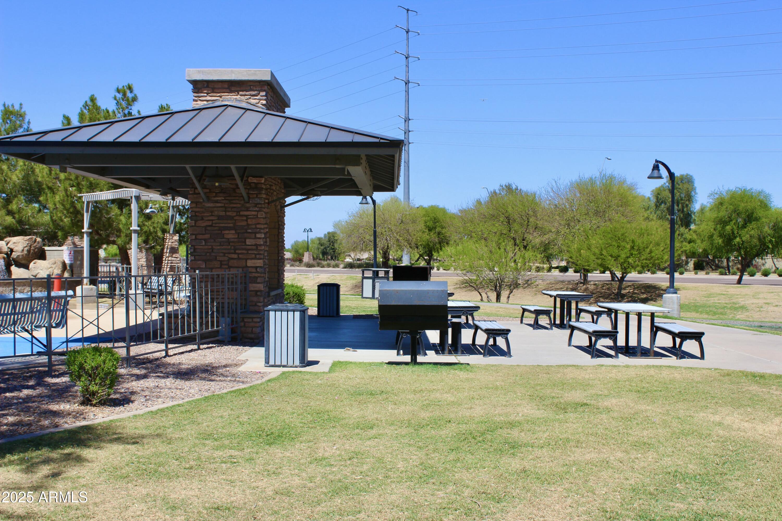 3529 E DESERT BROOM Drive