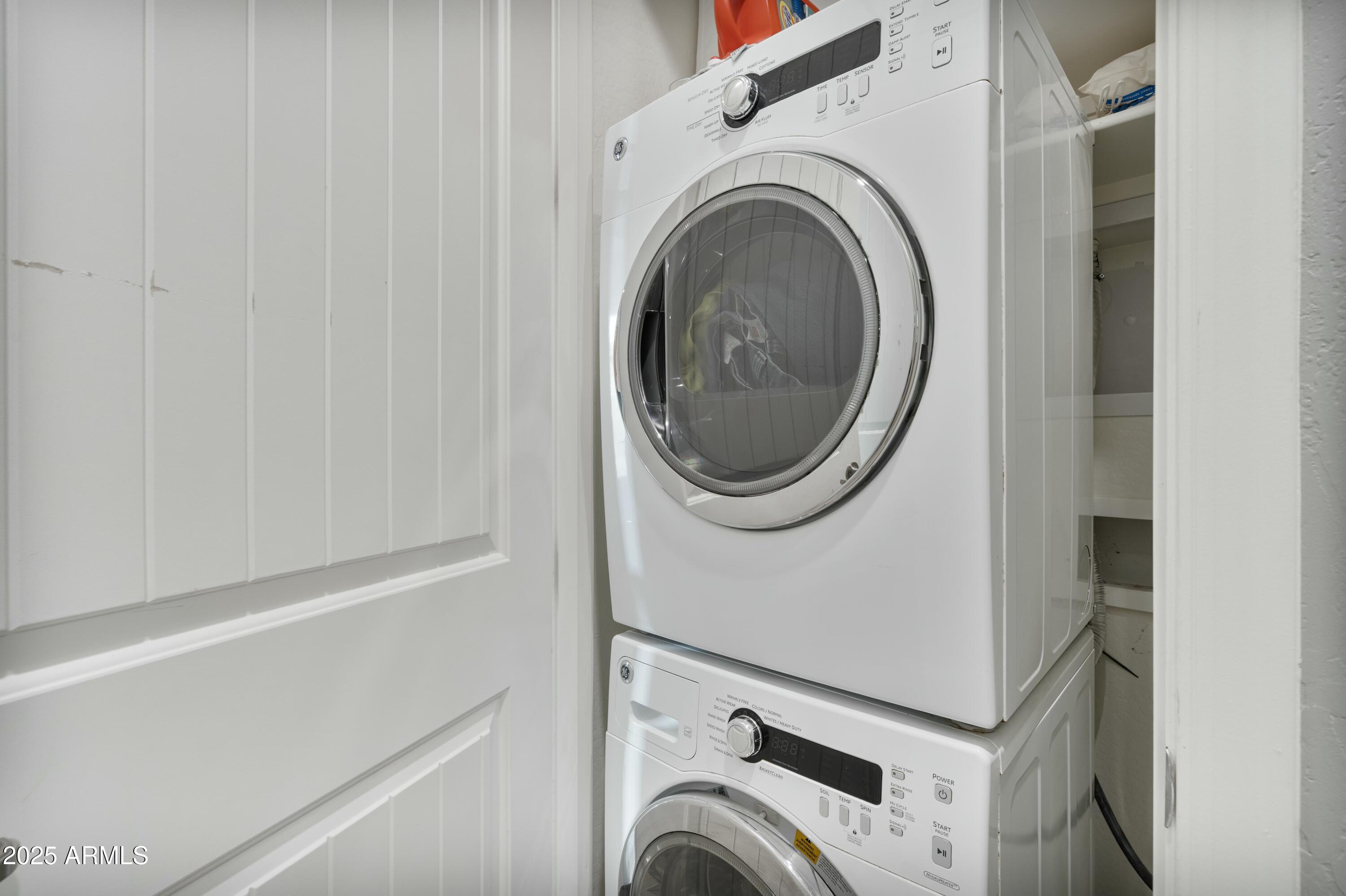 3529 E DESERT BROOM Drive