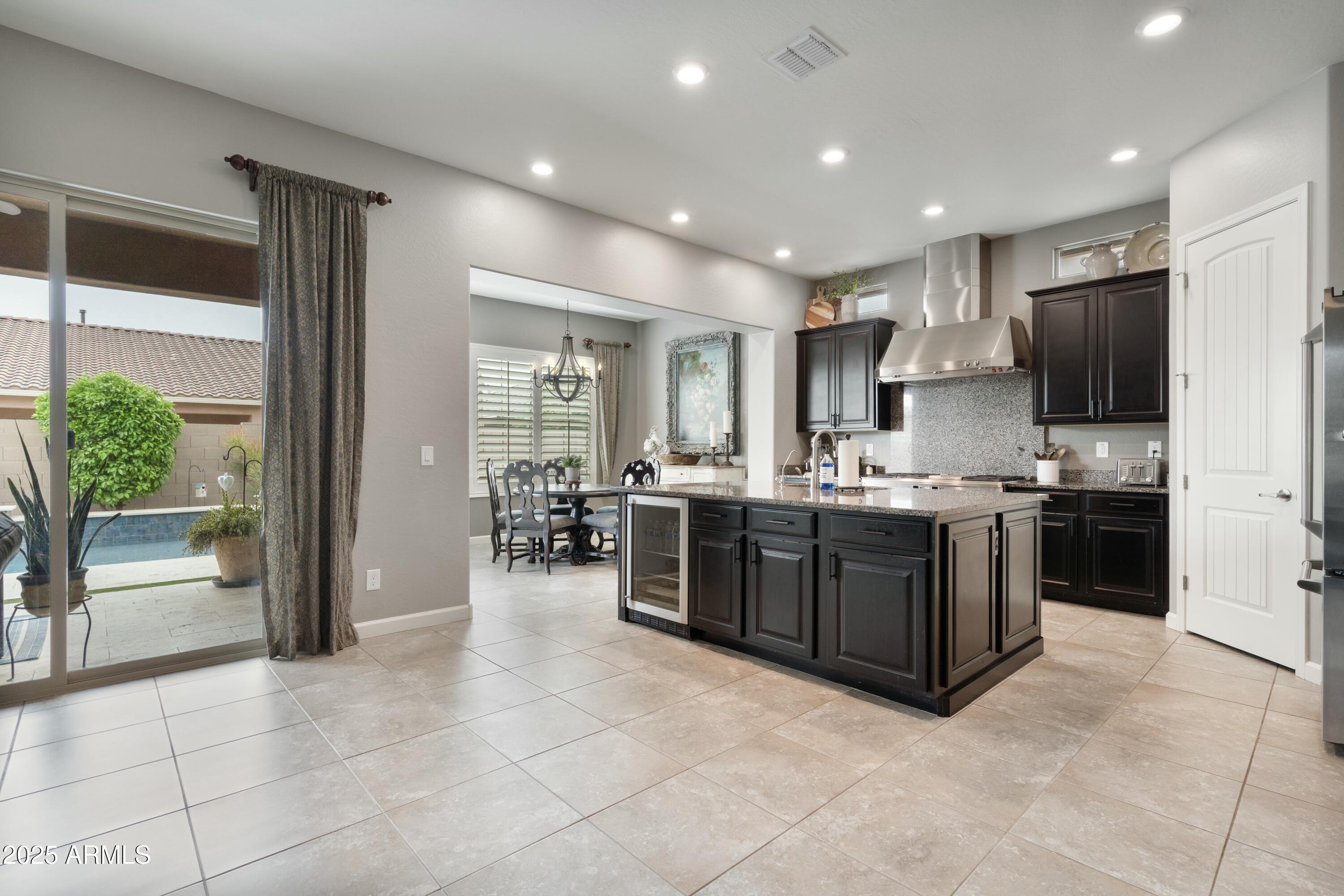 3529 E DESERT BROOM Drive