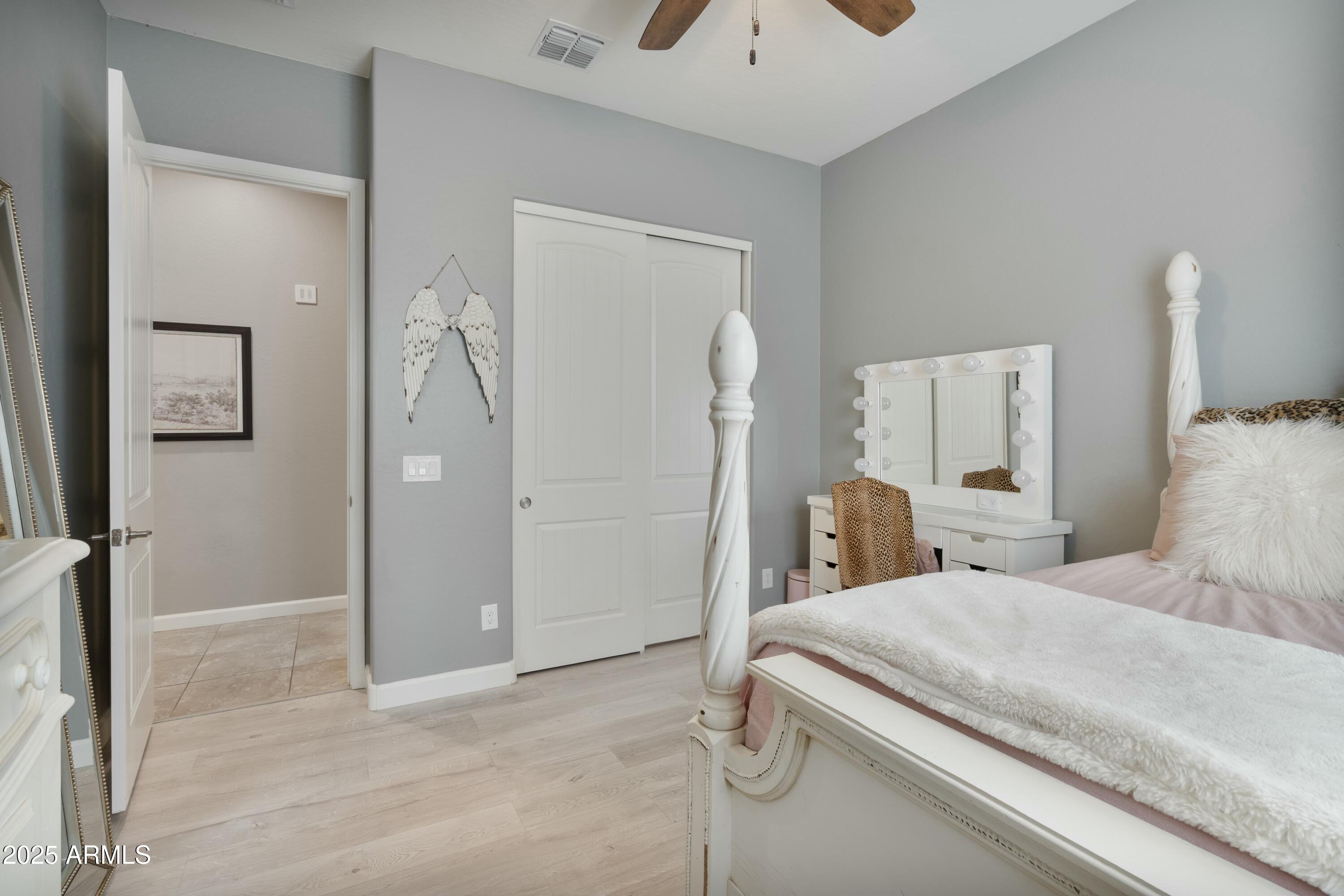 3529 E DESERT BROOM Drive