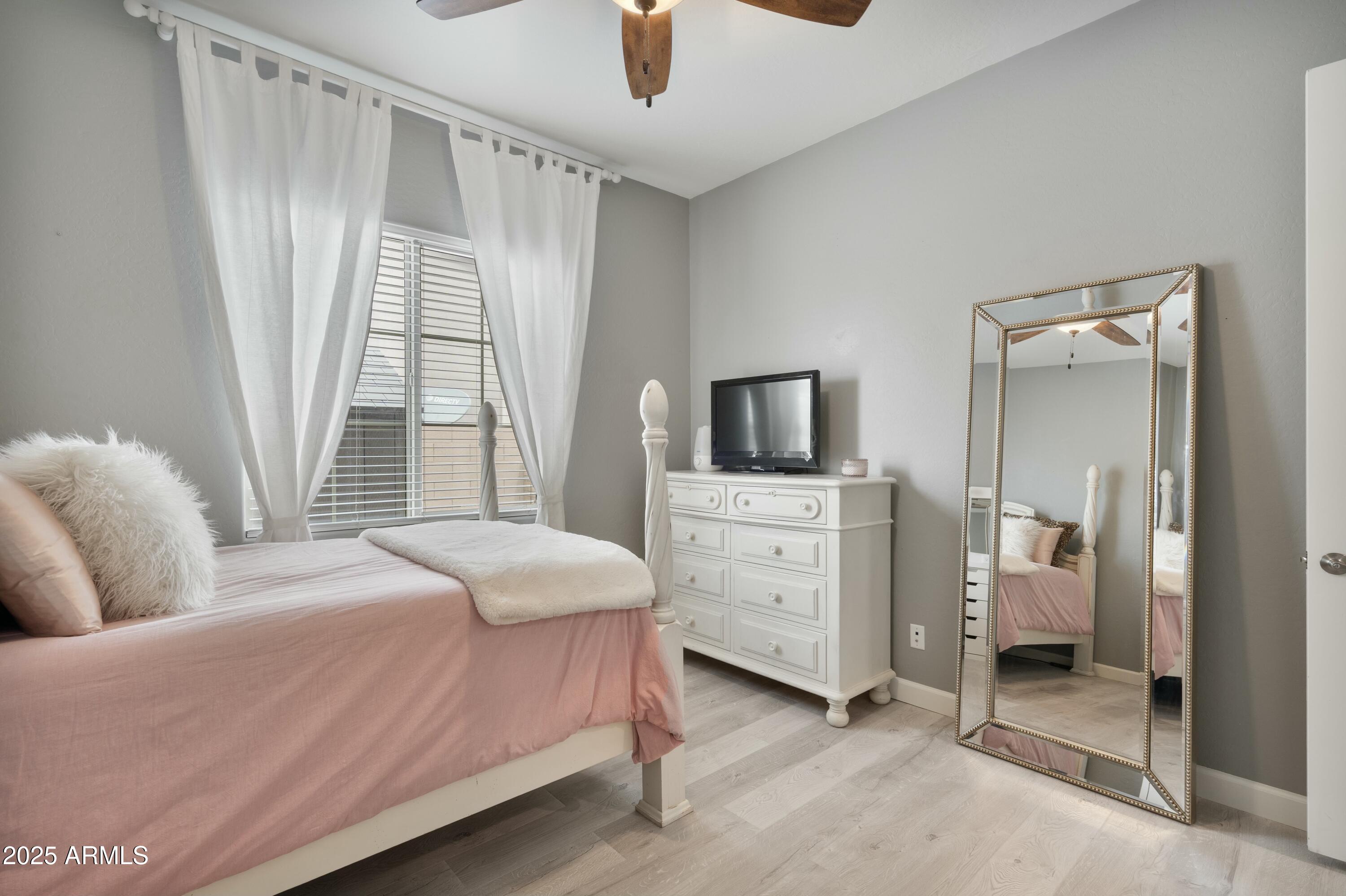 3529 E DESERT BROOM Drive