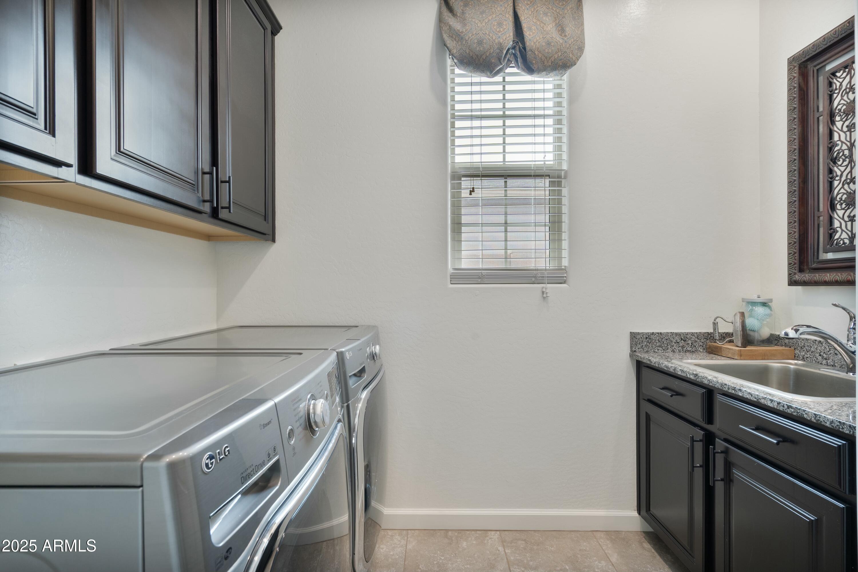 3529 E DESERT BROOM Drive