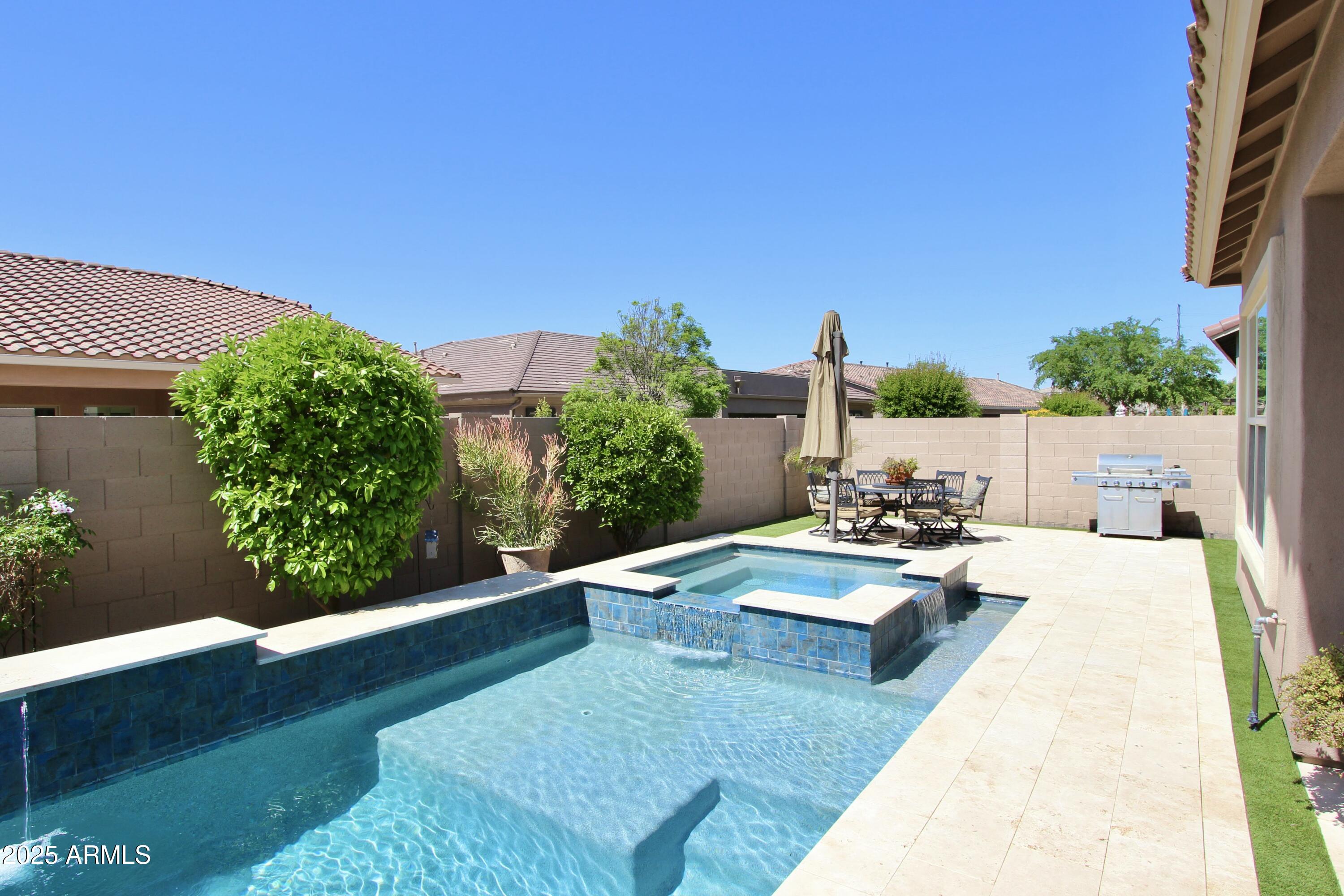 3529 E DESERT BROOM Drive