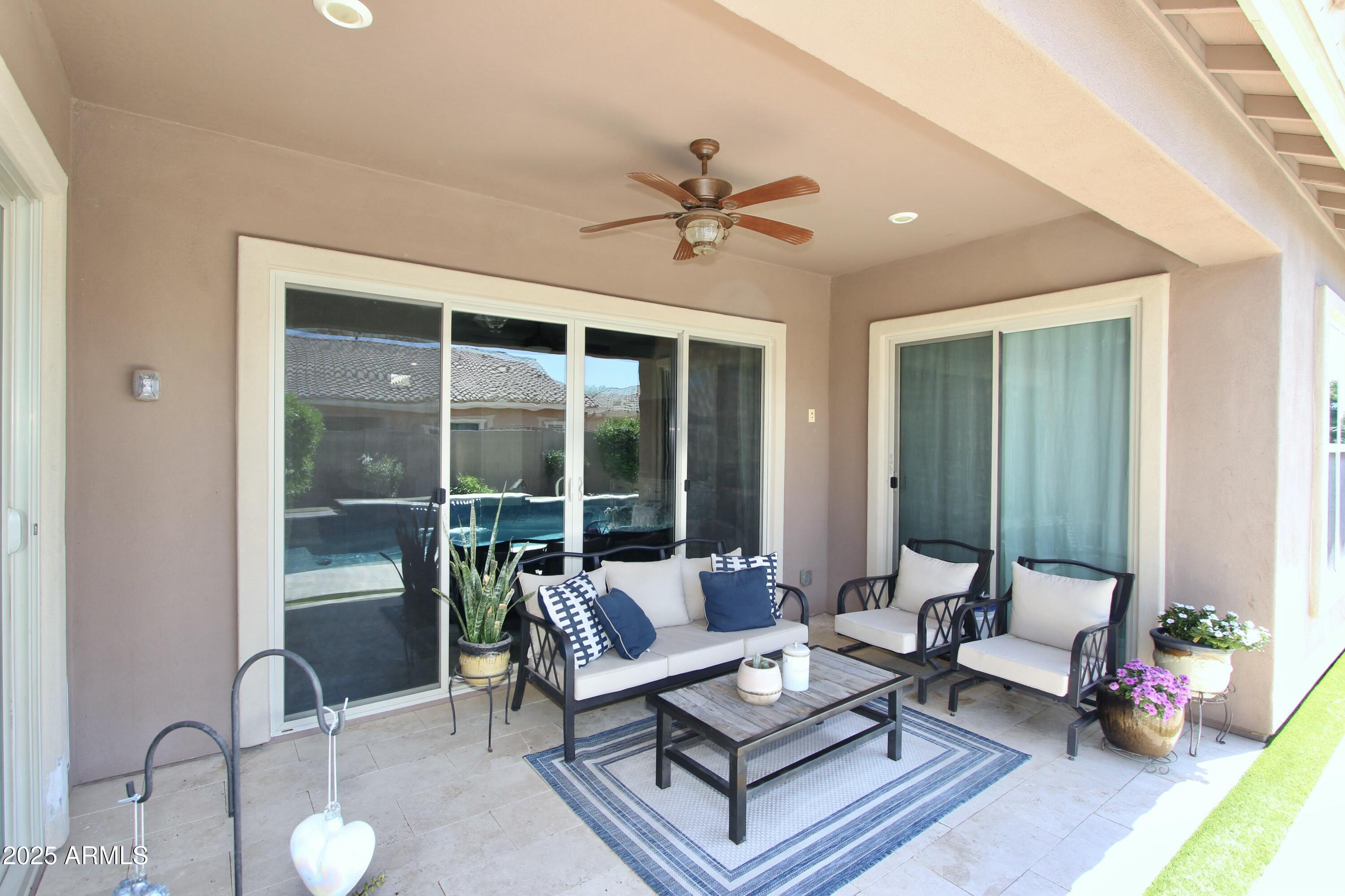 3529 E DESERT BROOM Drive