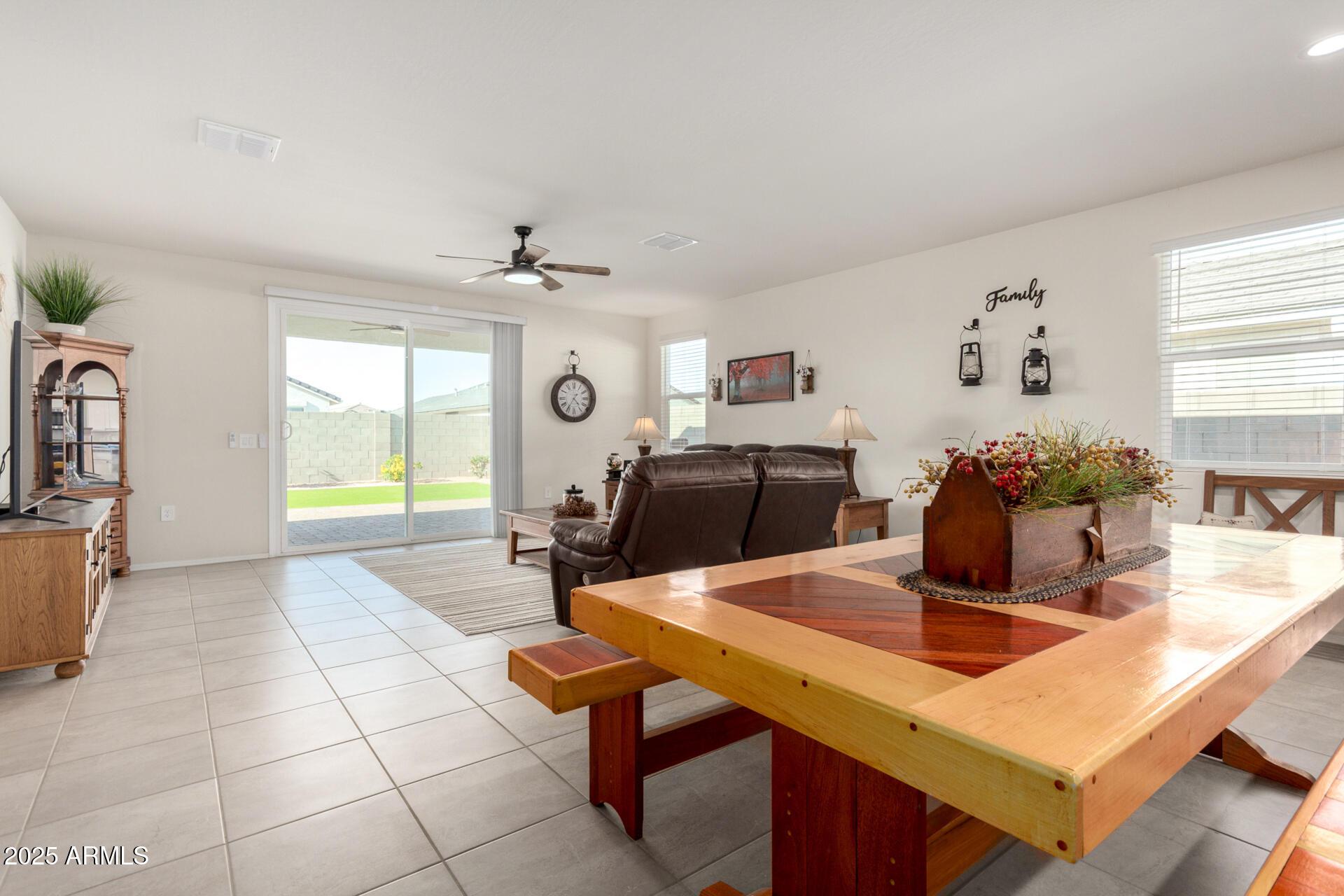 36204 W SAN SISTO Avenue