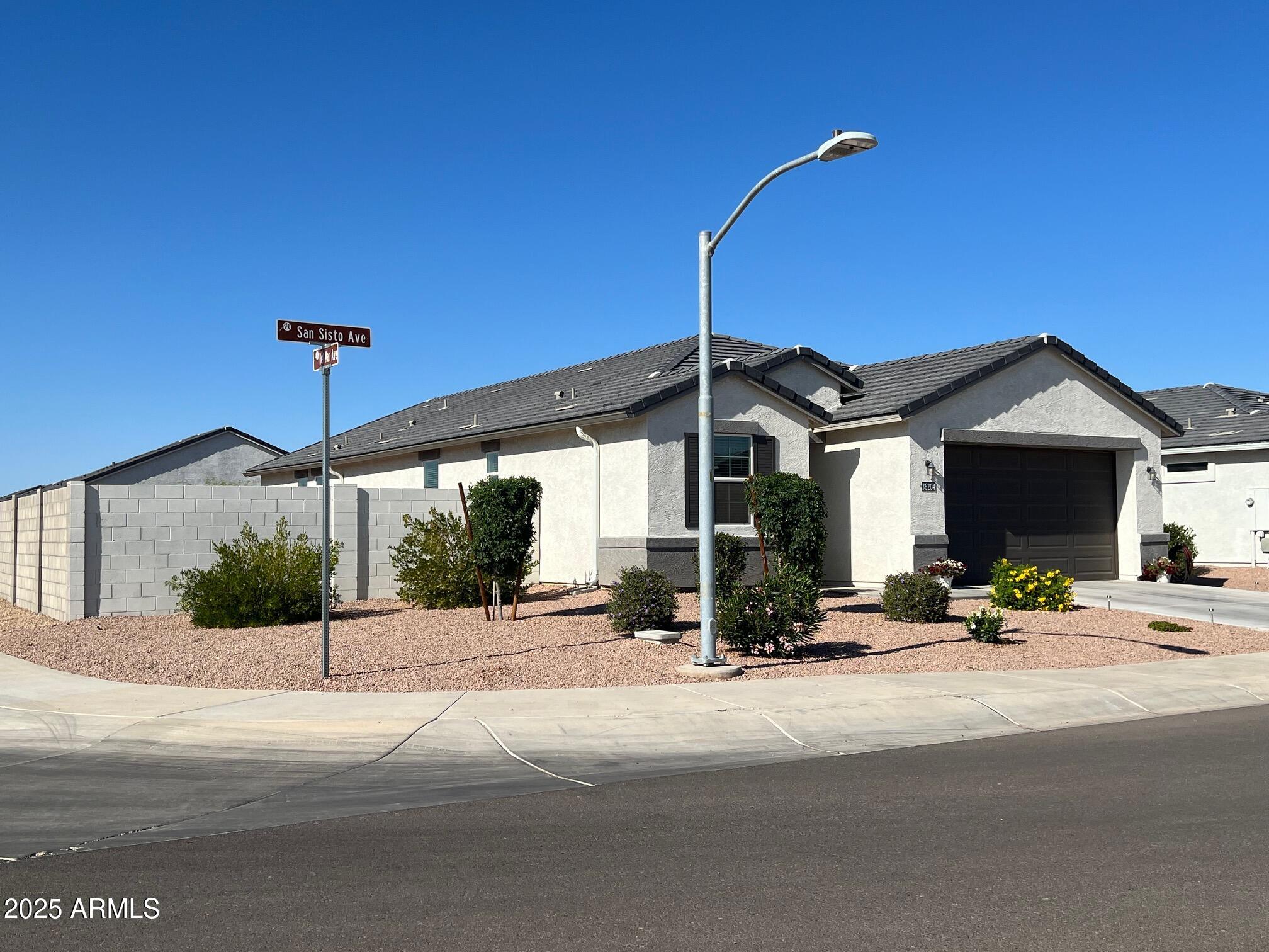 36204 W SAN SISTO Avenue