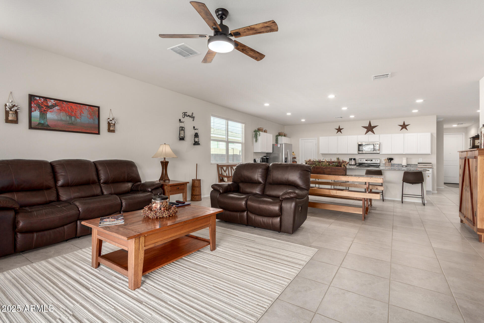 36204 W SAN SISTO Avenue