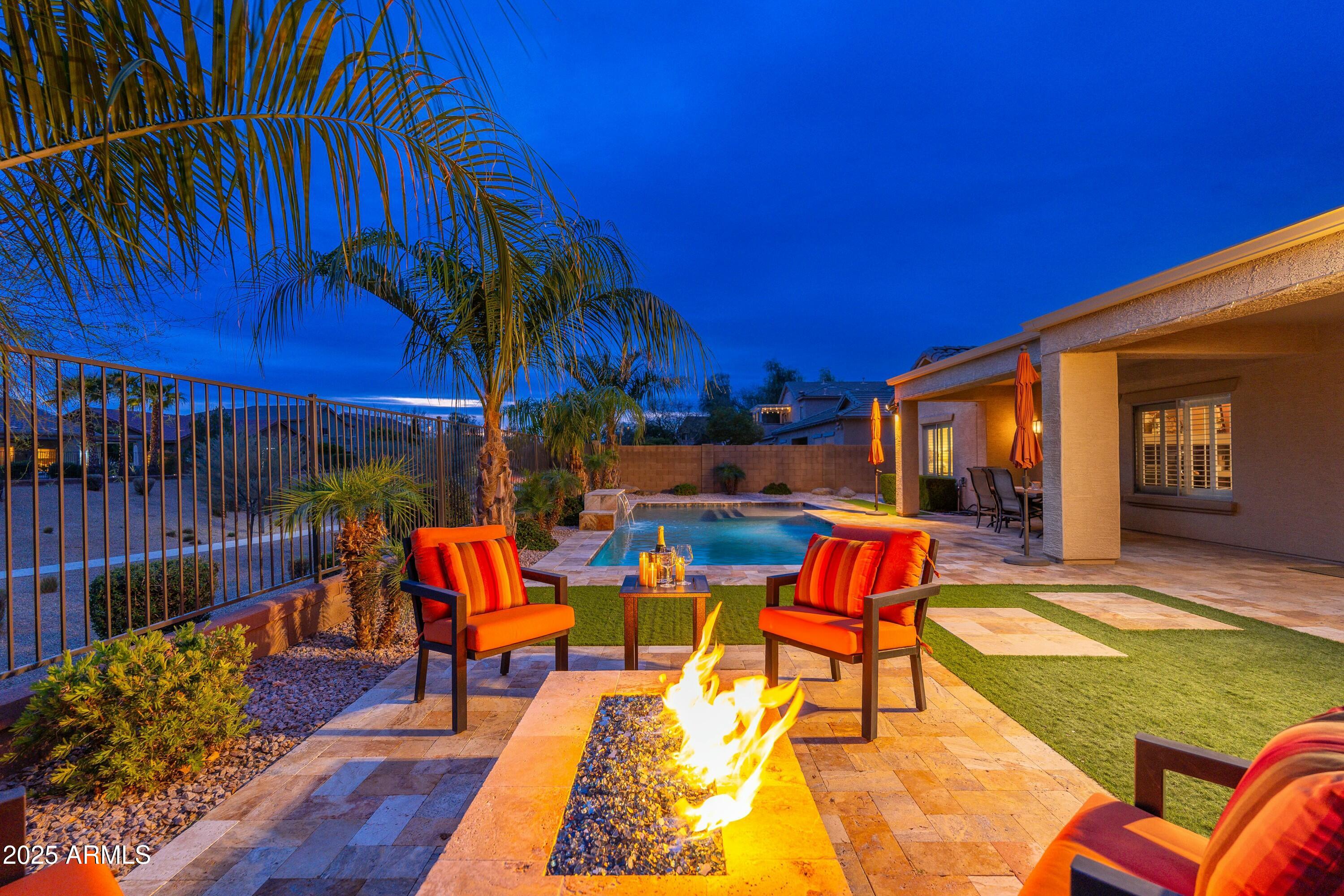 3053 E PACKARD Drive