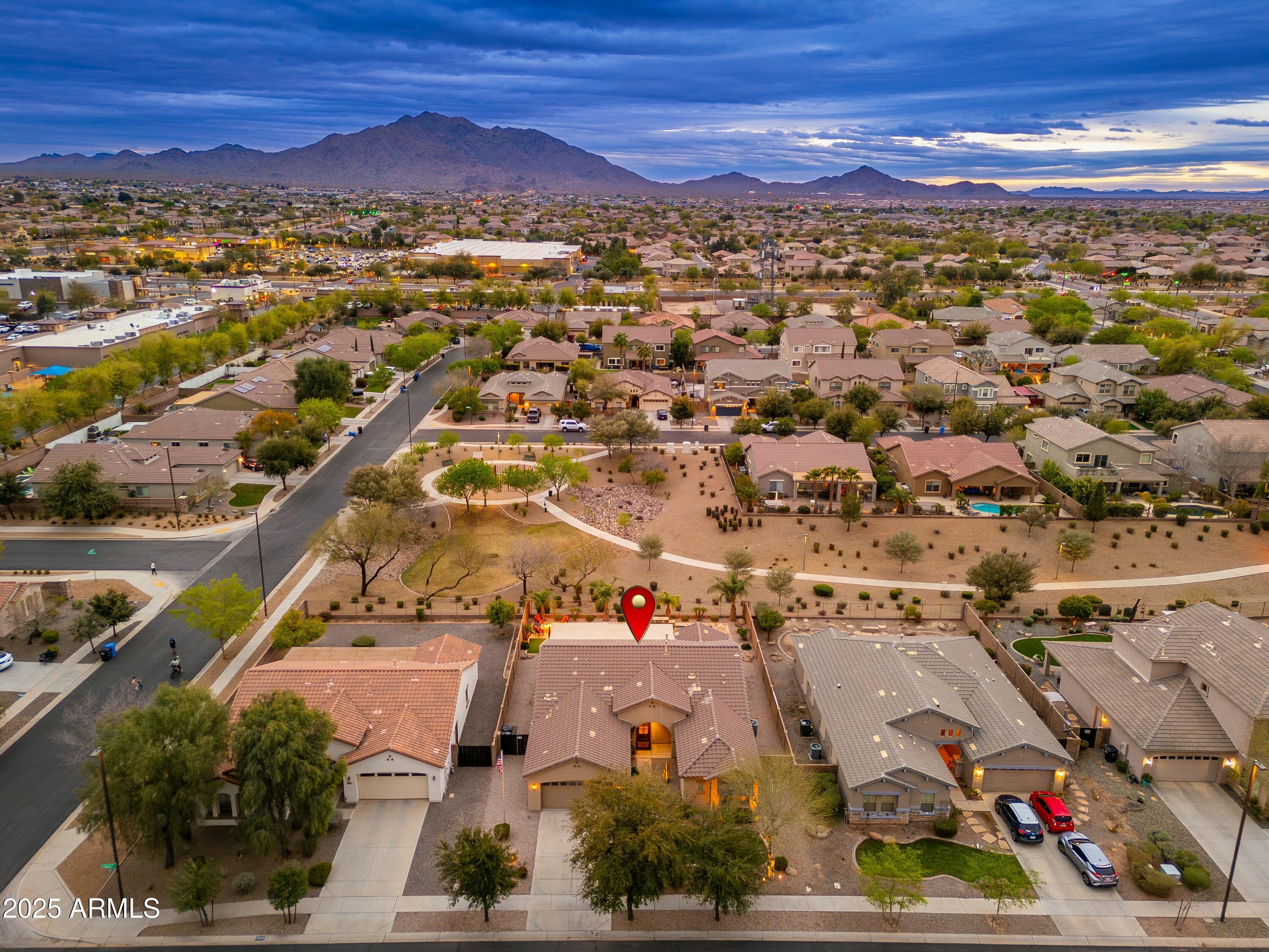 3053 E PACKARD Drive