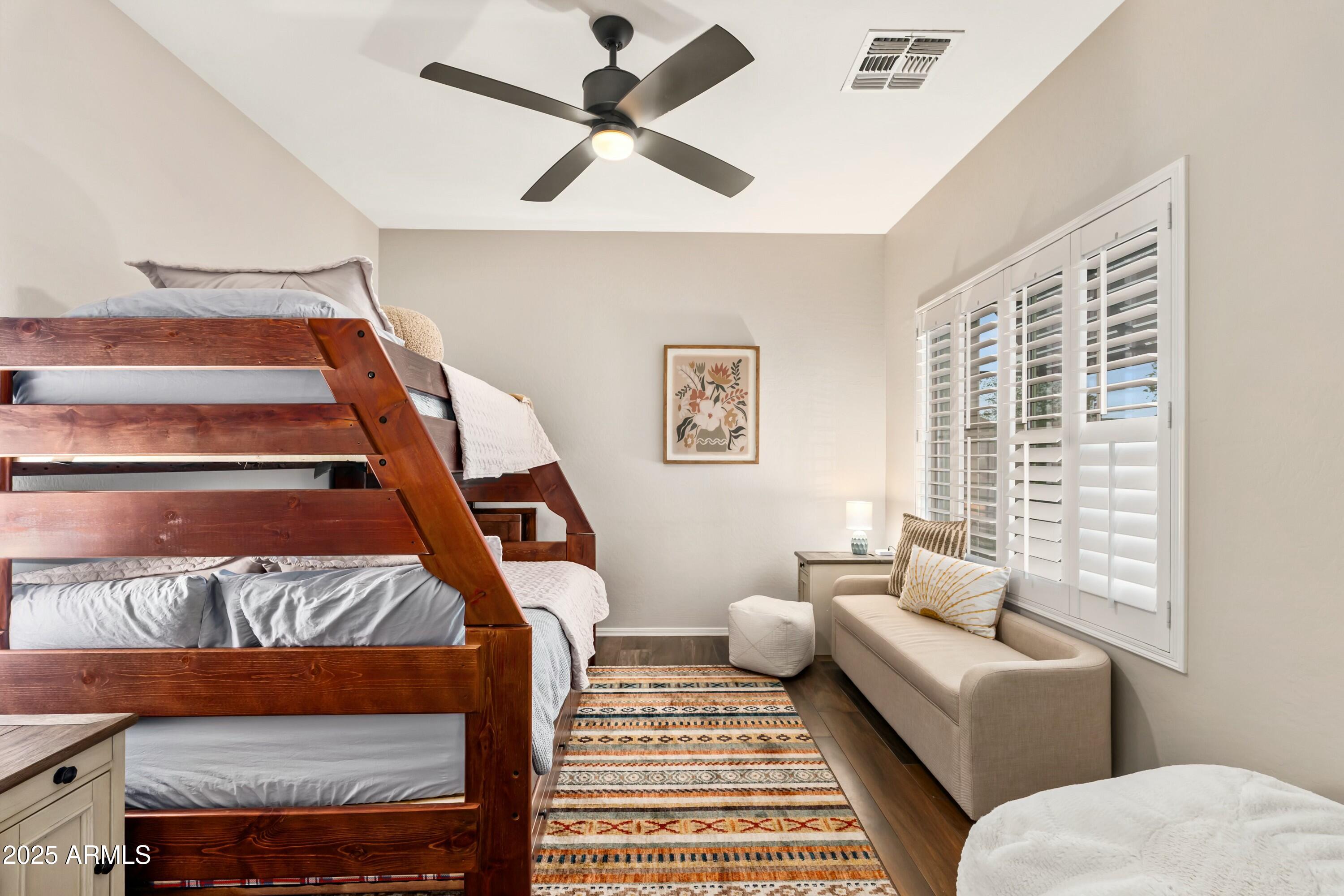 3053 E PACKARD Drive