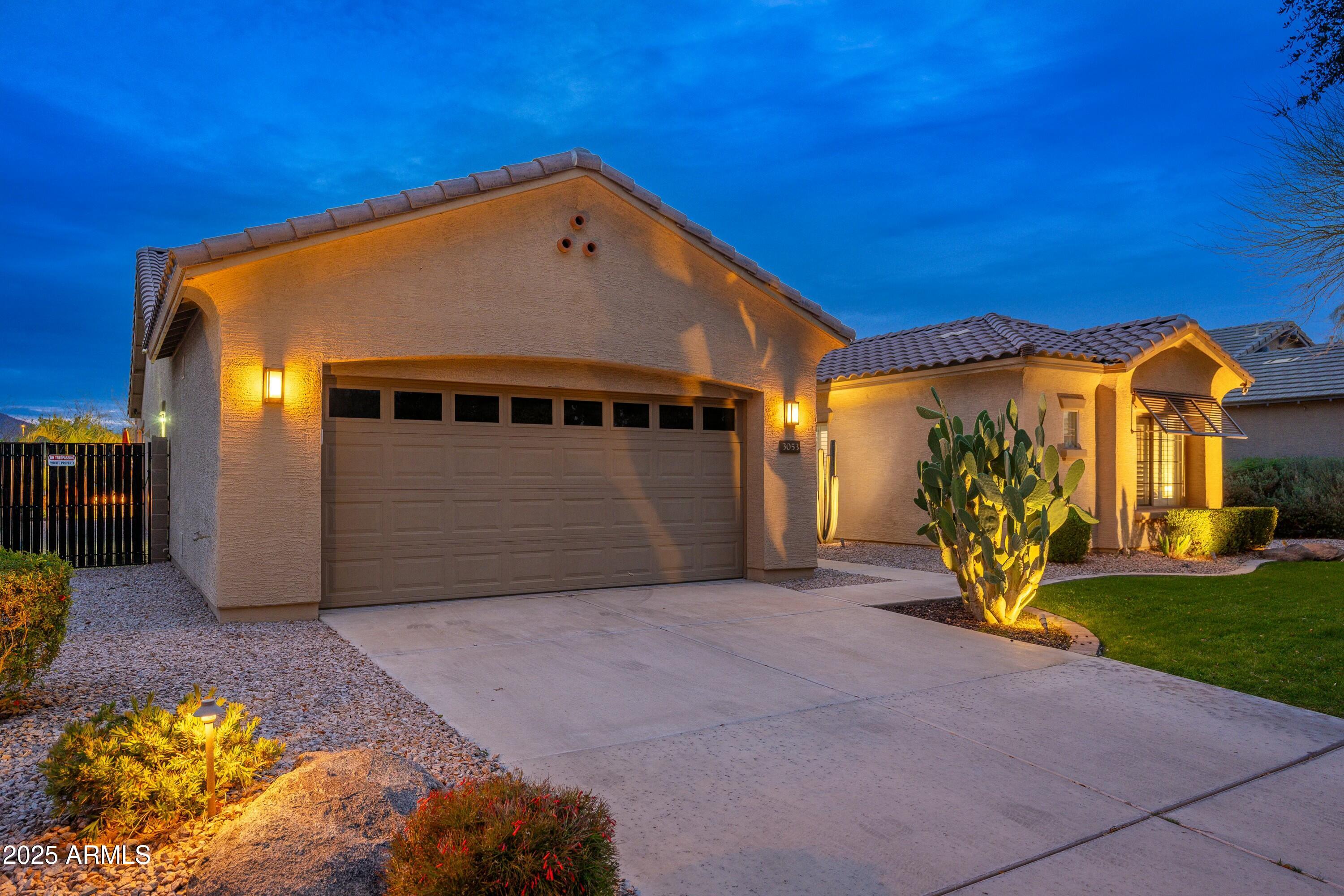 3053 E PACKARD Drive