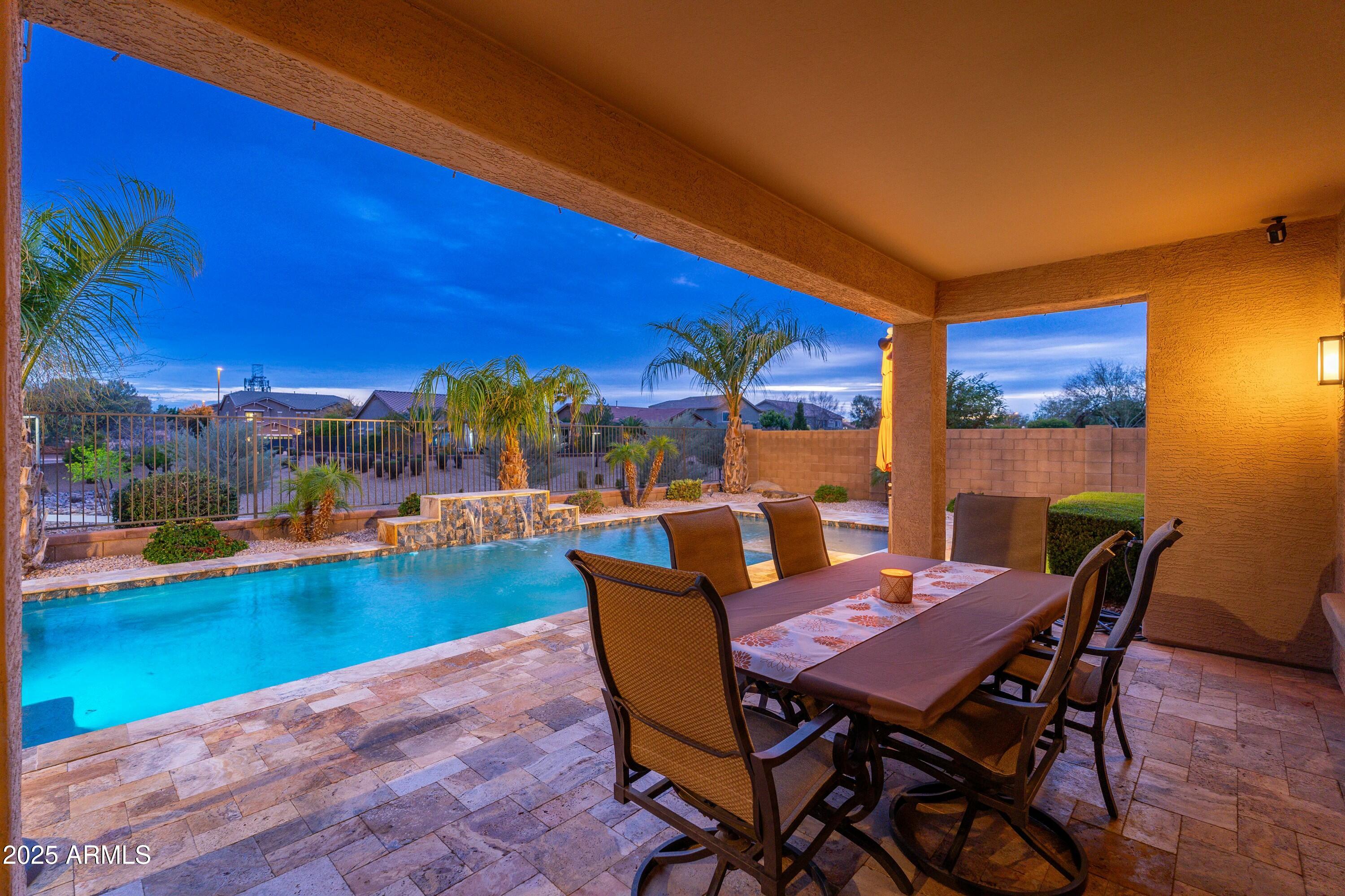 3053 E PACKARD Drive