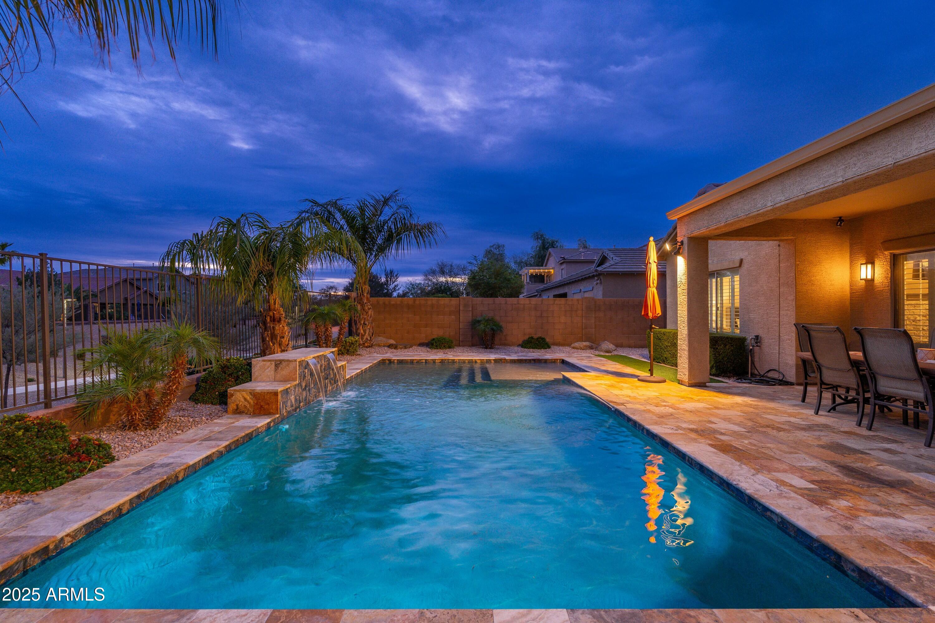 3053 E PACKARD Drive