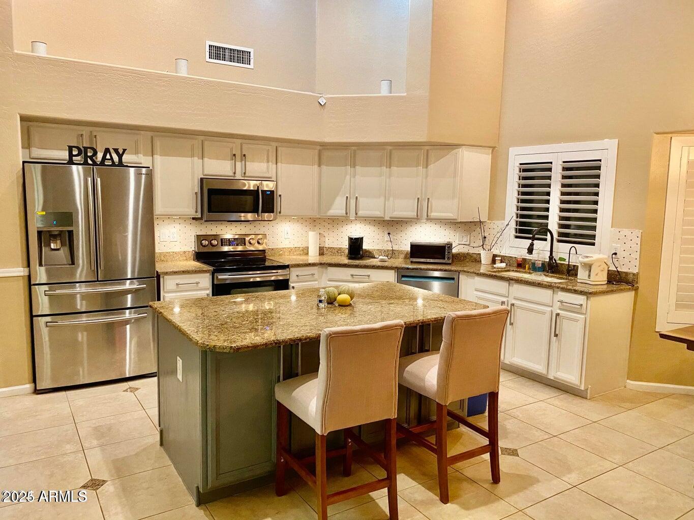 89 E CANYON CREEK Drive