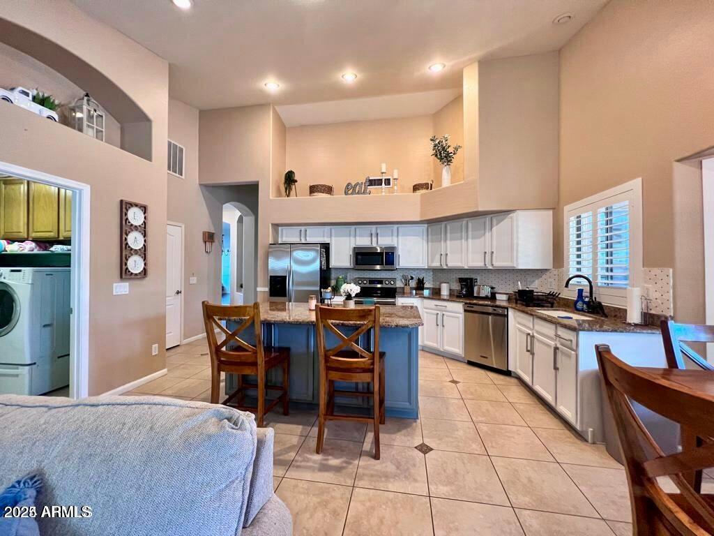 89 E CANYON CREEK Drive