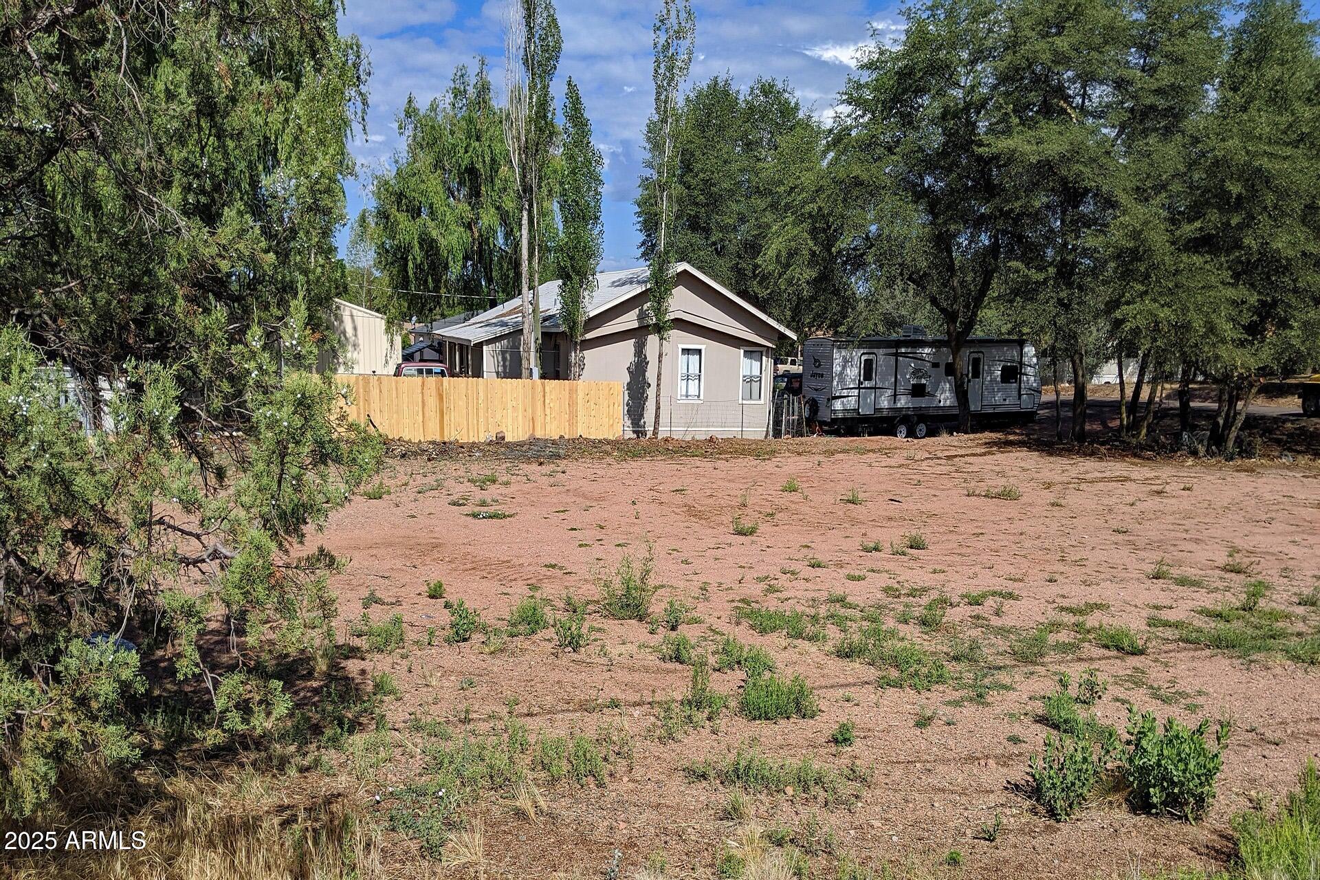 705 E MCKAMEY Street, 129