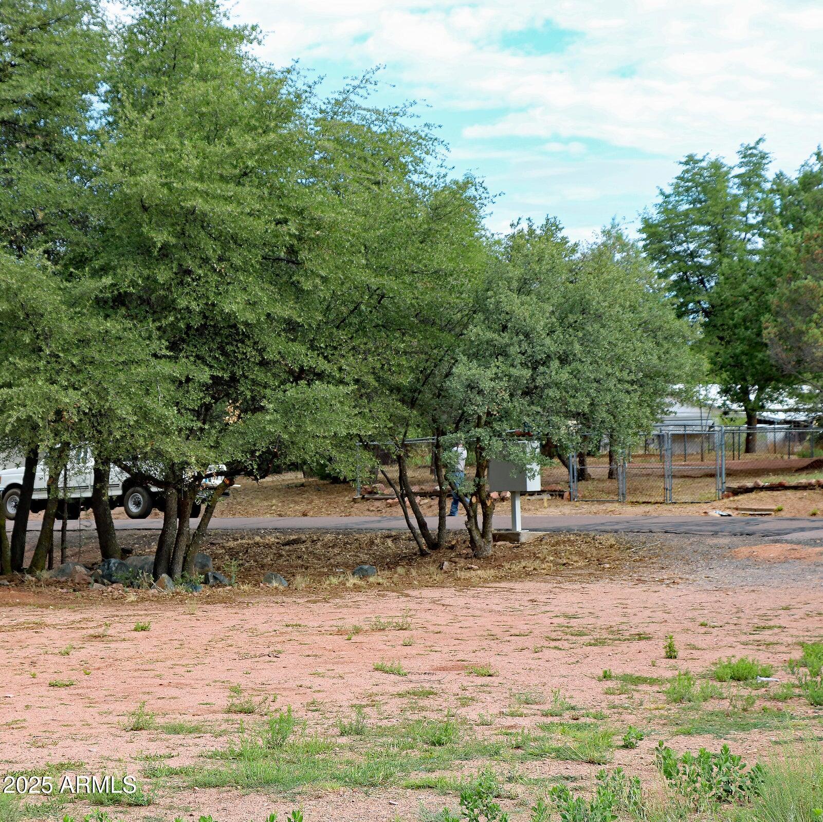 705 E MCKAMEY Street, 129