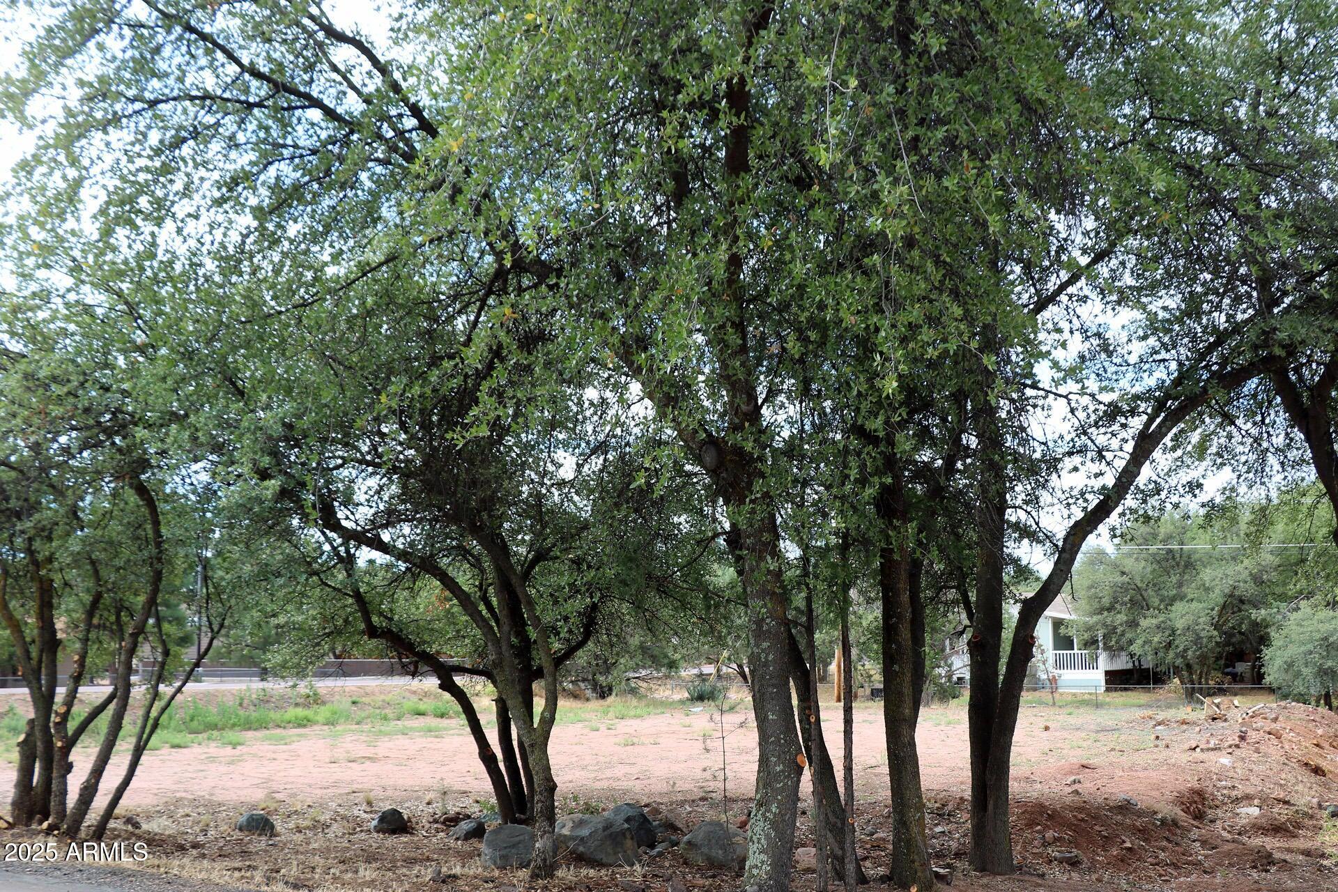 705 E MCKAMEY Street, 129