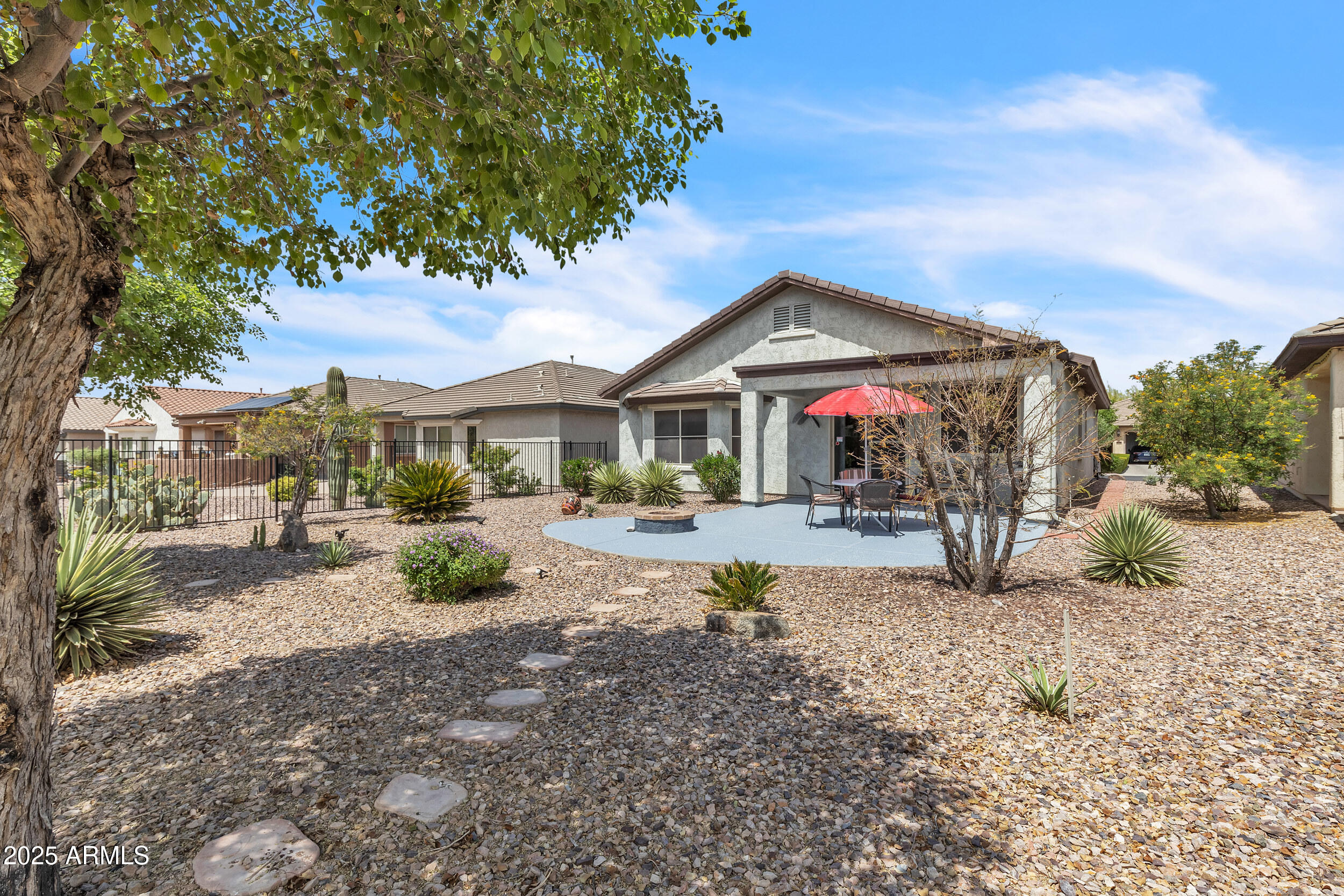 6743 W MOCKINGBIRD Way