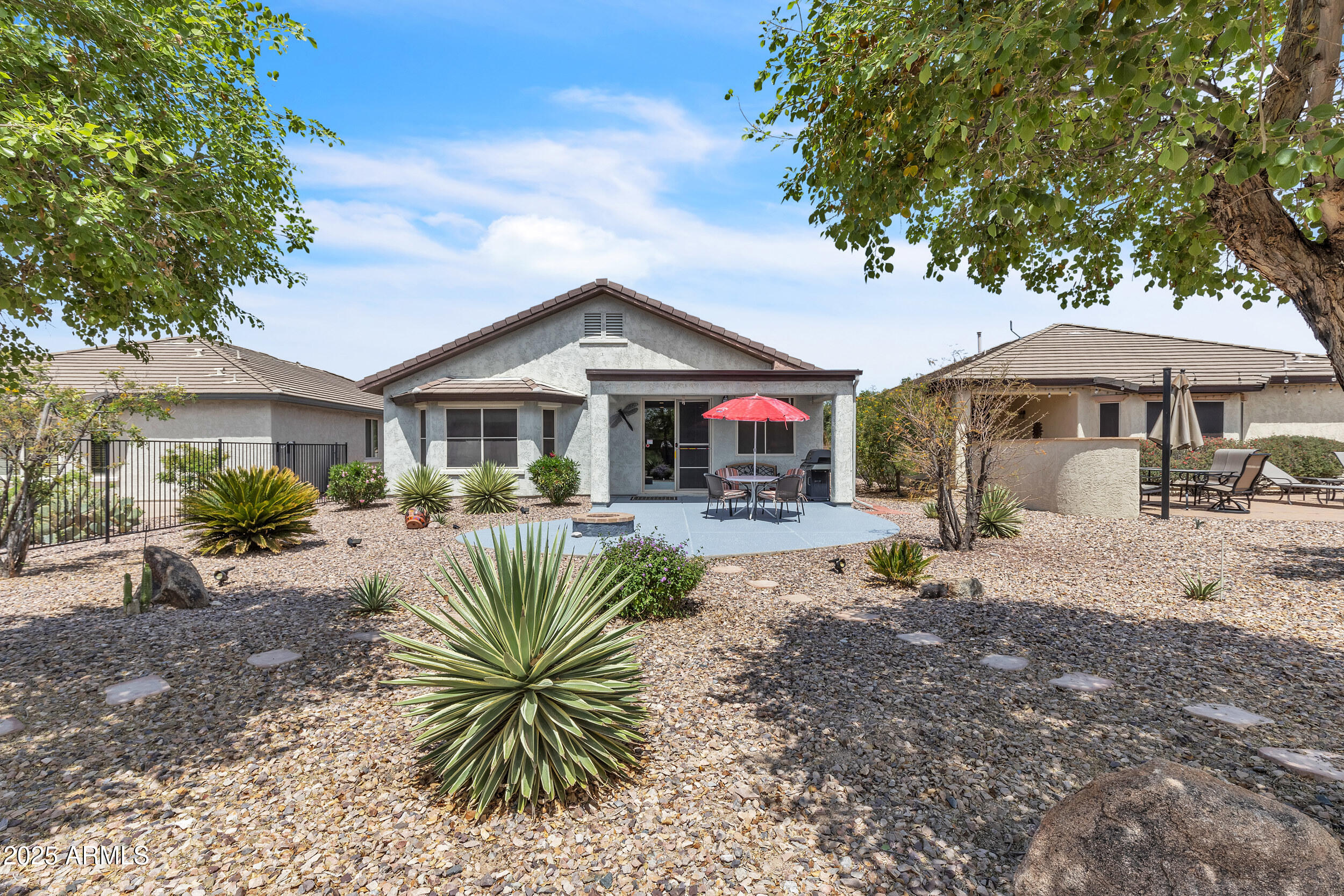 6743 W MOCKINGBIRD Way