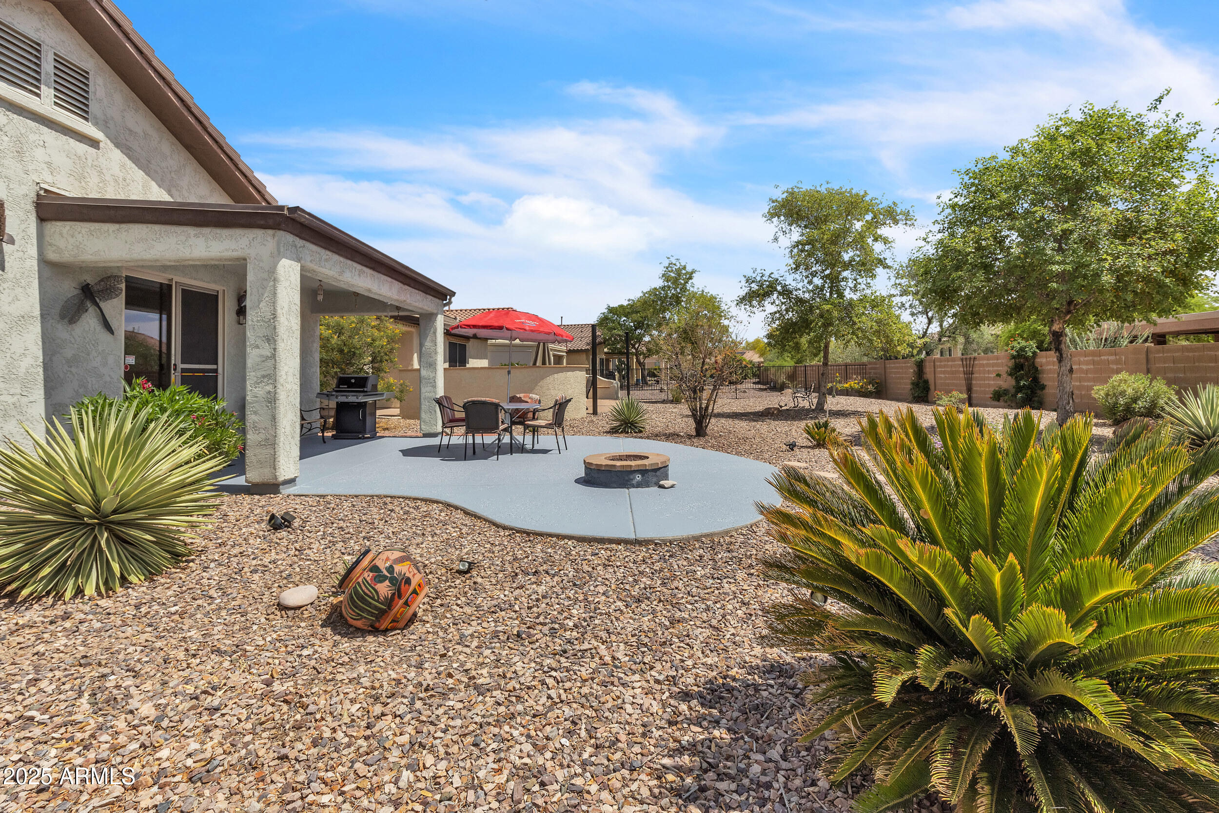 6743 W MOCKINGBIRD Way