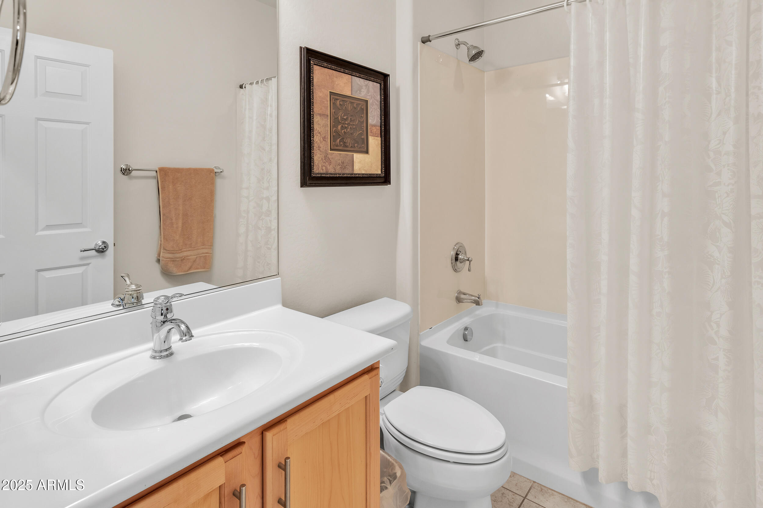 6743 W MOCKINGBIRD Way