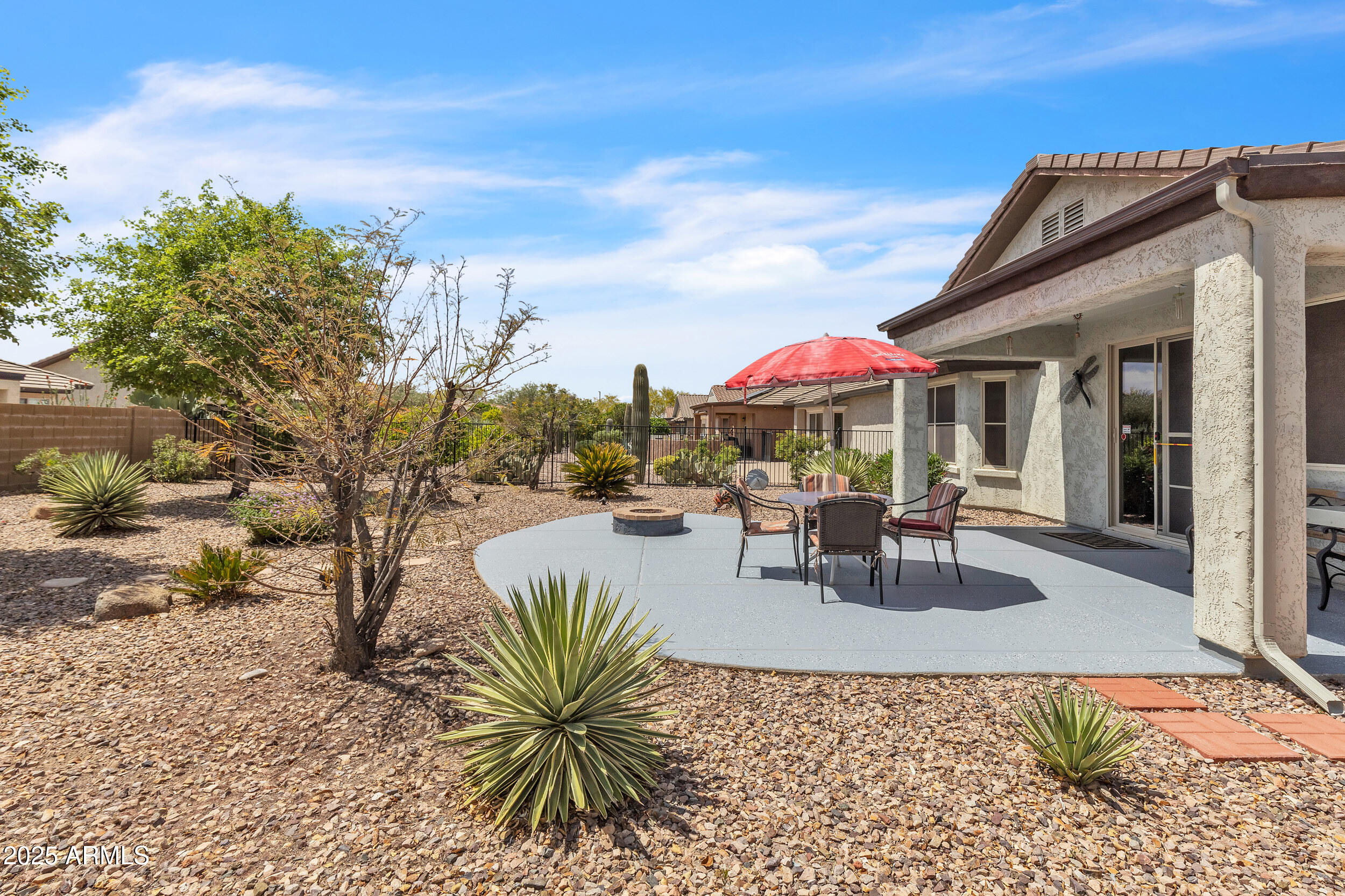 6743 W MOCKINGBIRD Way