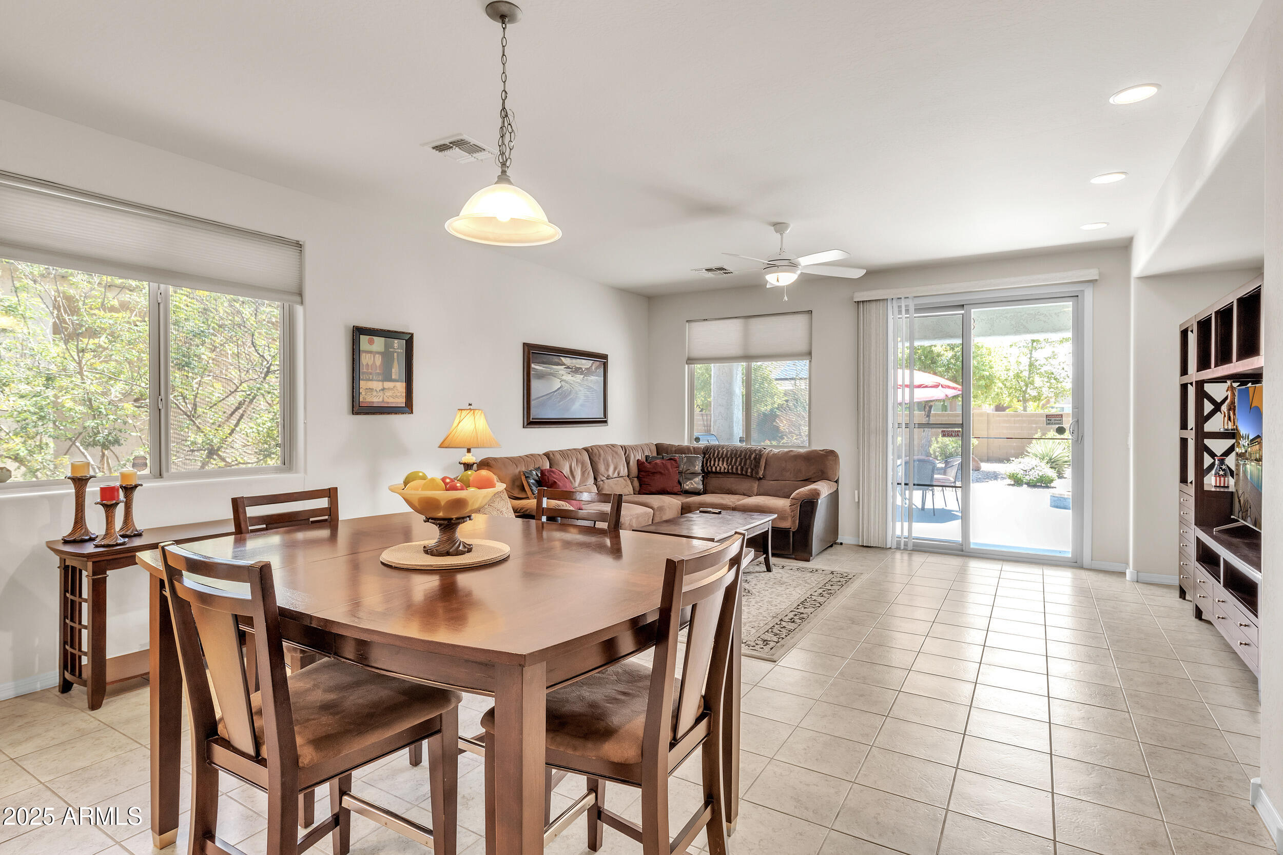 6743 W MOCKINGBIRD Way