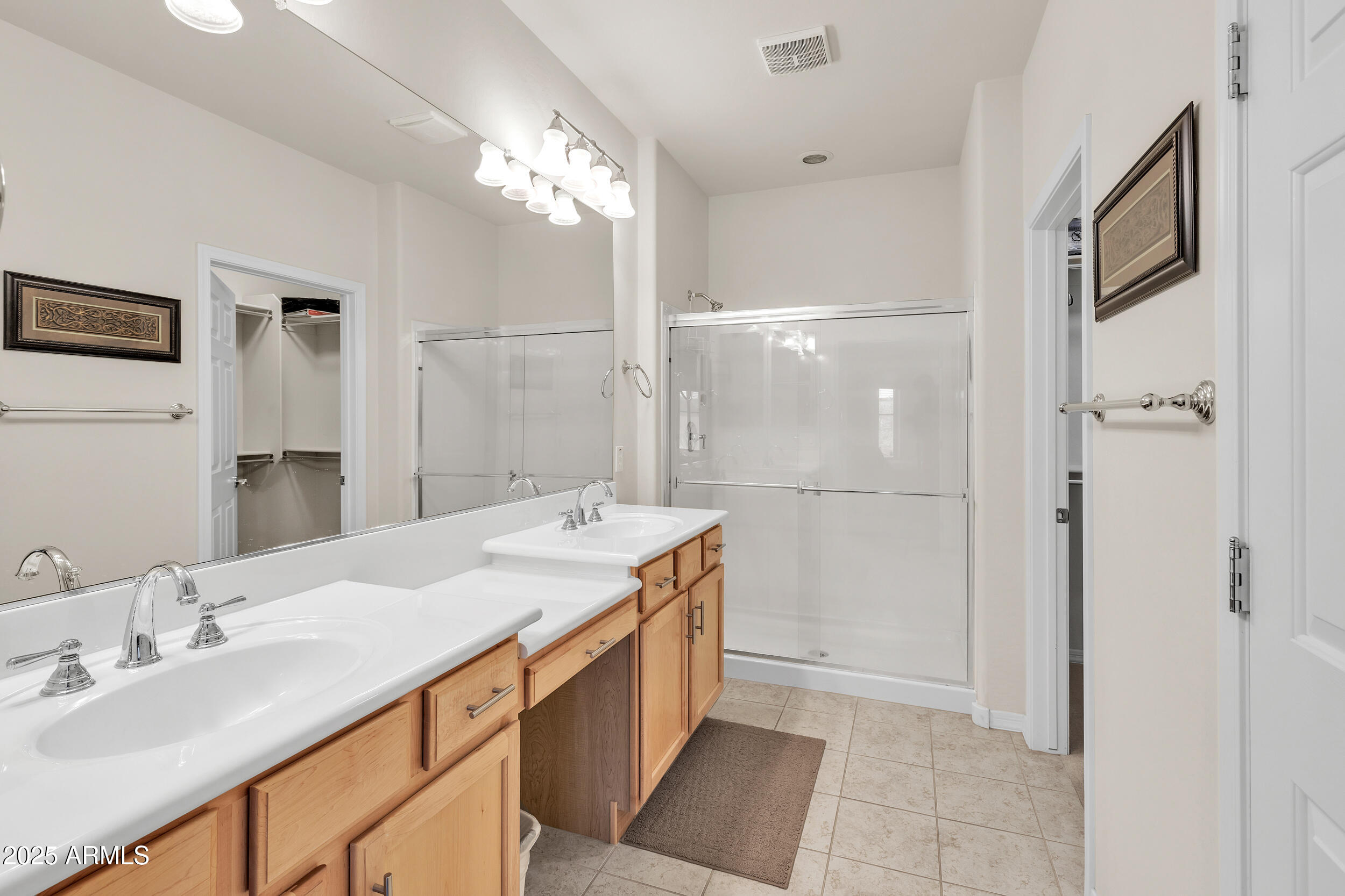 6743 W MOCKINGBIRD Way