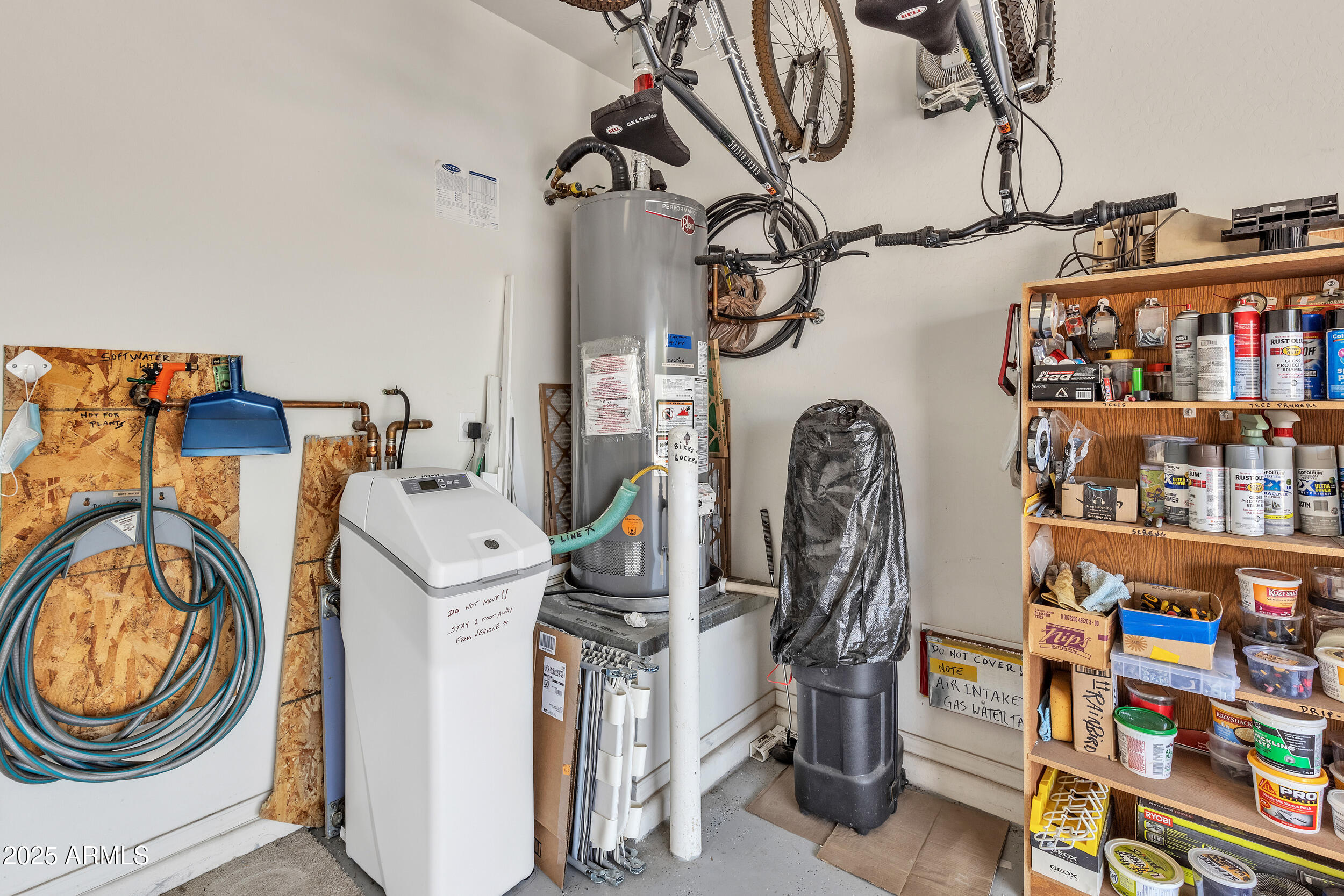 6743 W MOCKINGBIRD Way