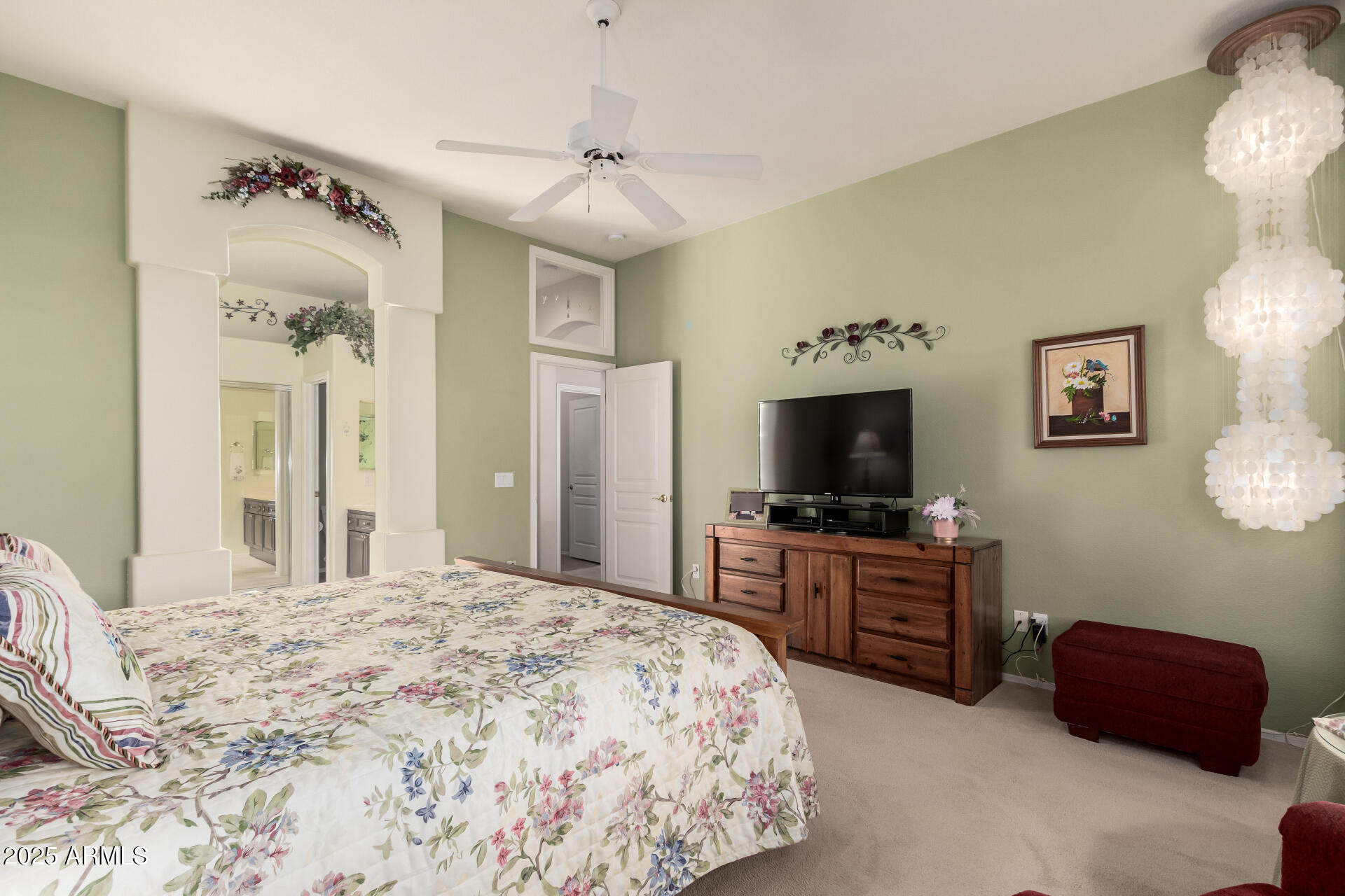 531 N Cambridge Street