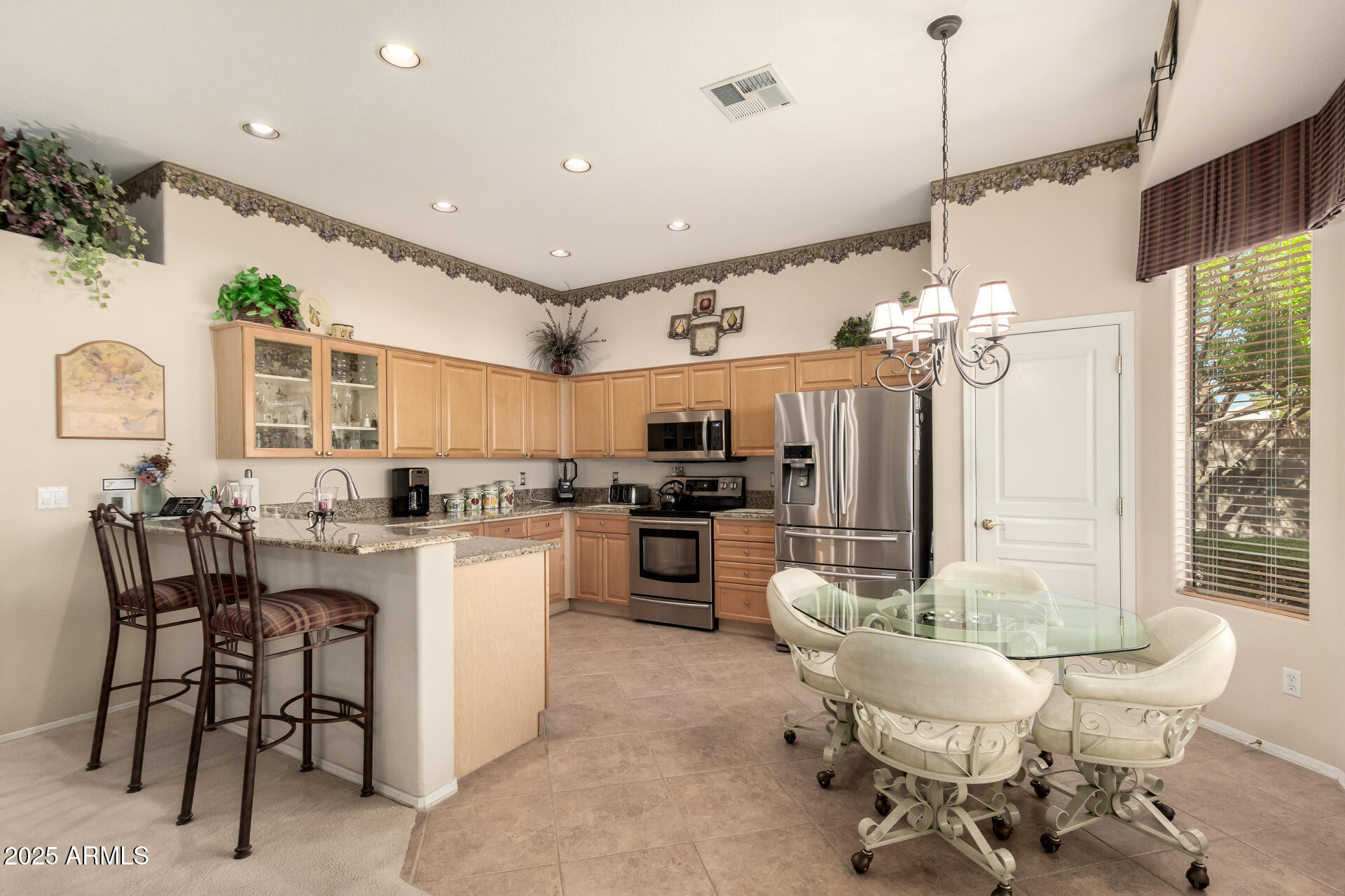 531 N Cambridge Street