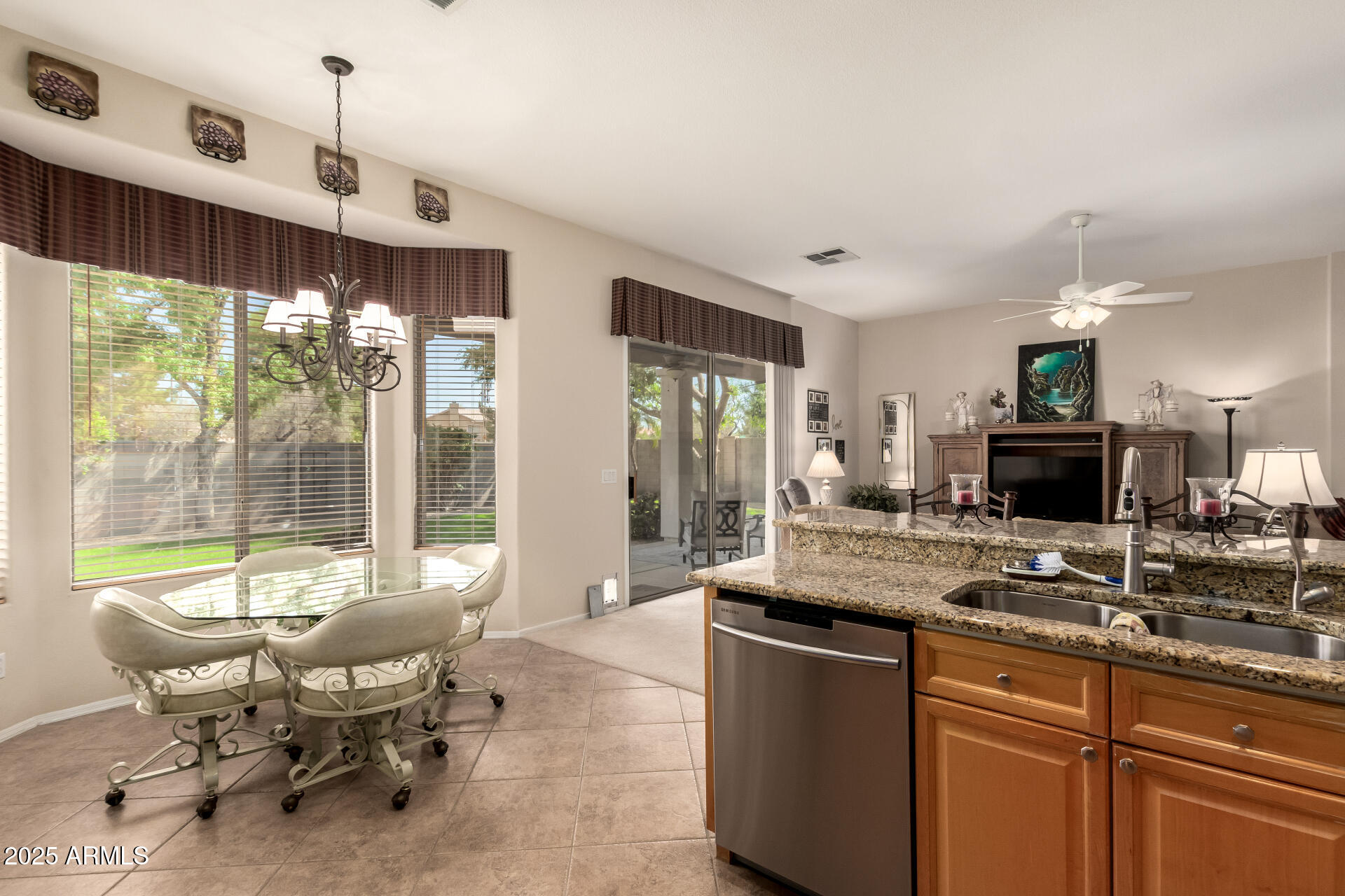 531 N Cambridge Street