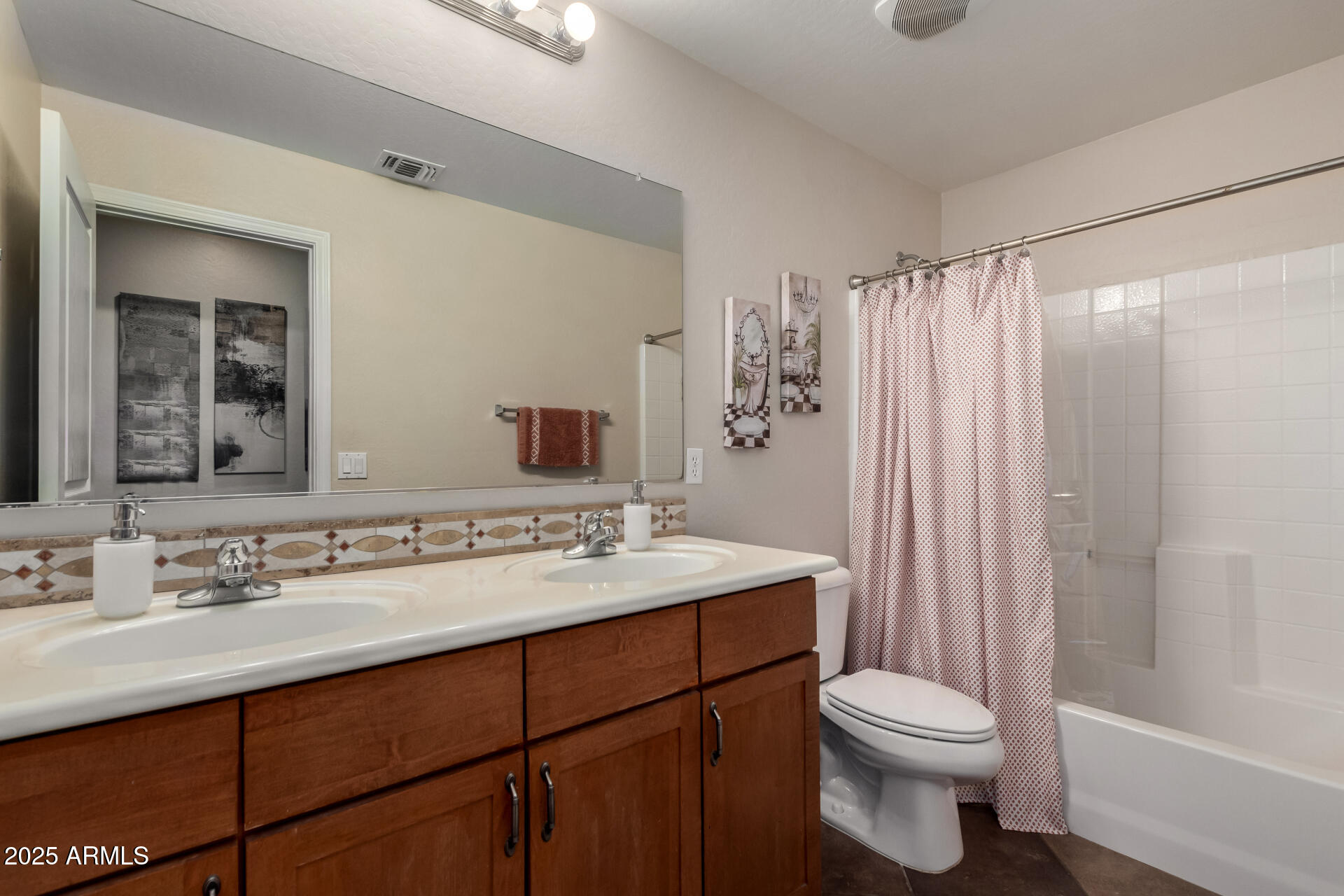 24806 W HIDALGO Drive