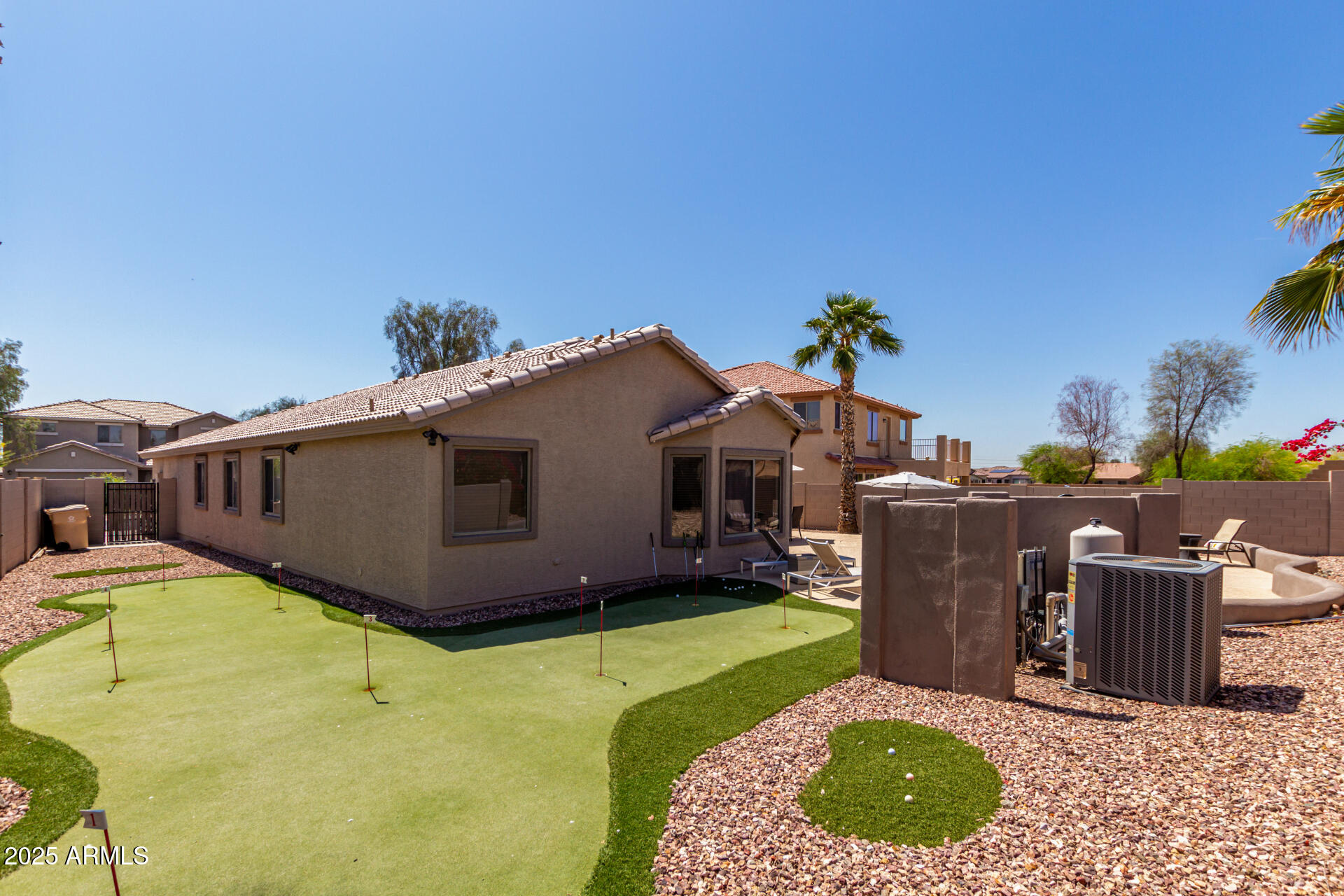 24806 W HIDALGO Drive