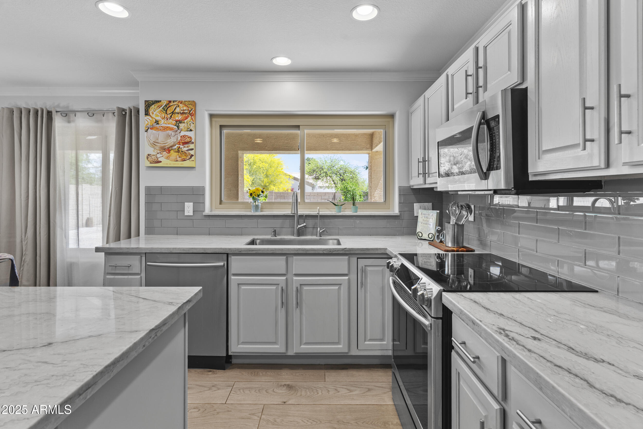 119 S MONTEREY Street