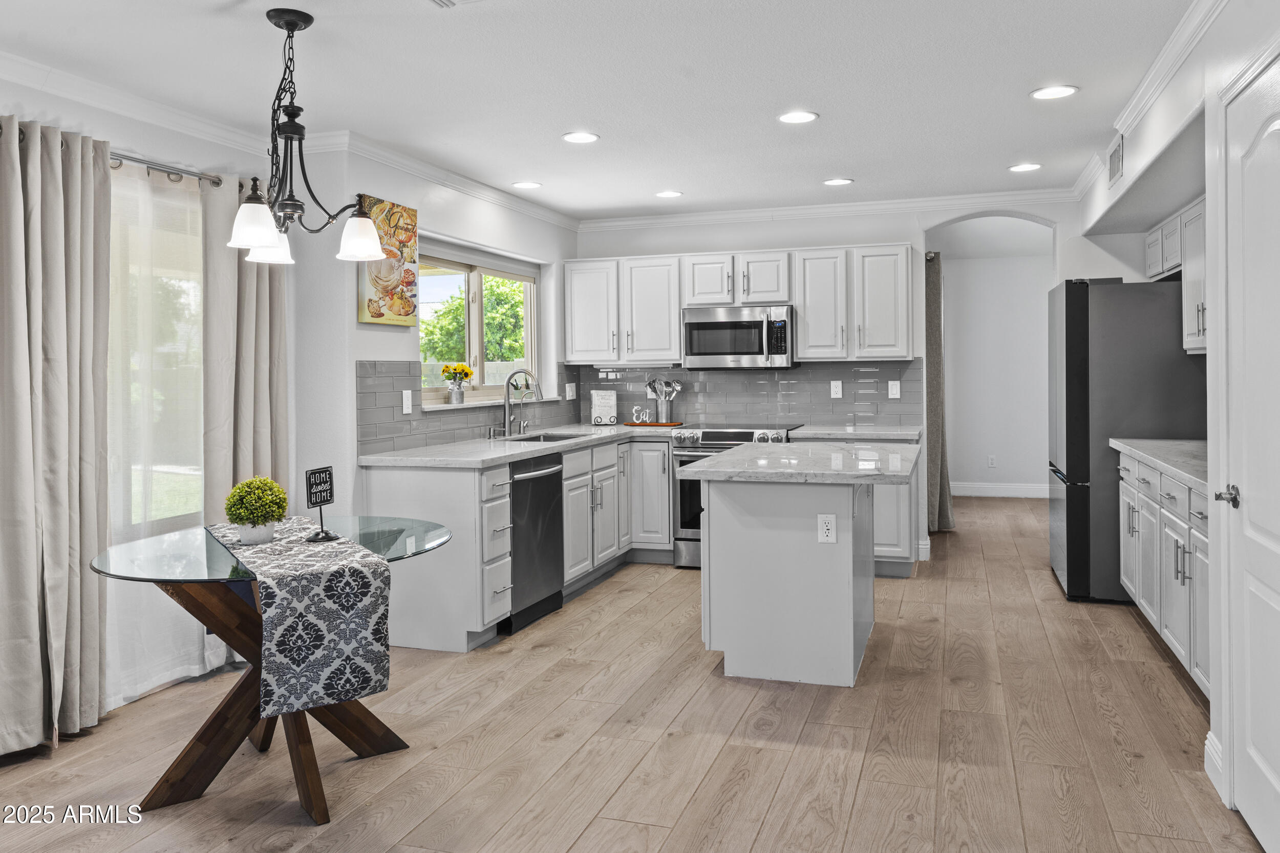 119 S MONTEREY Street