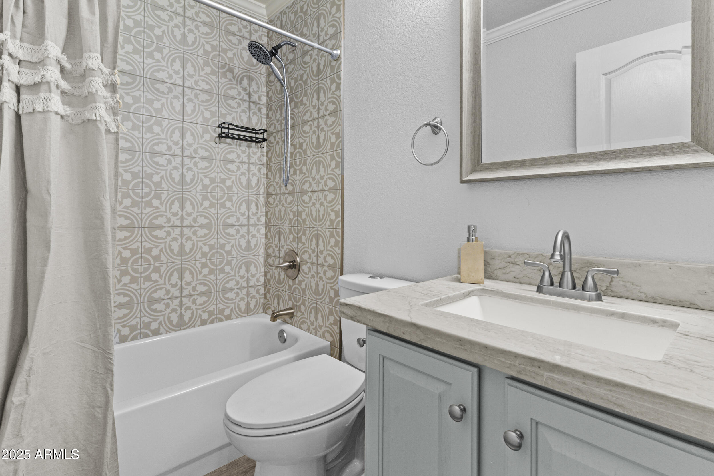 119 S MONTEREY Street