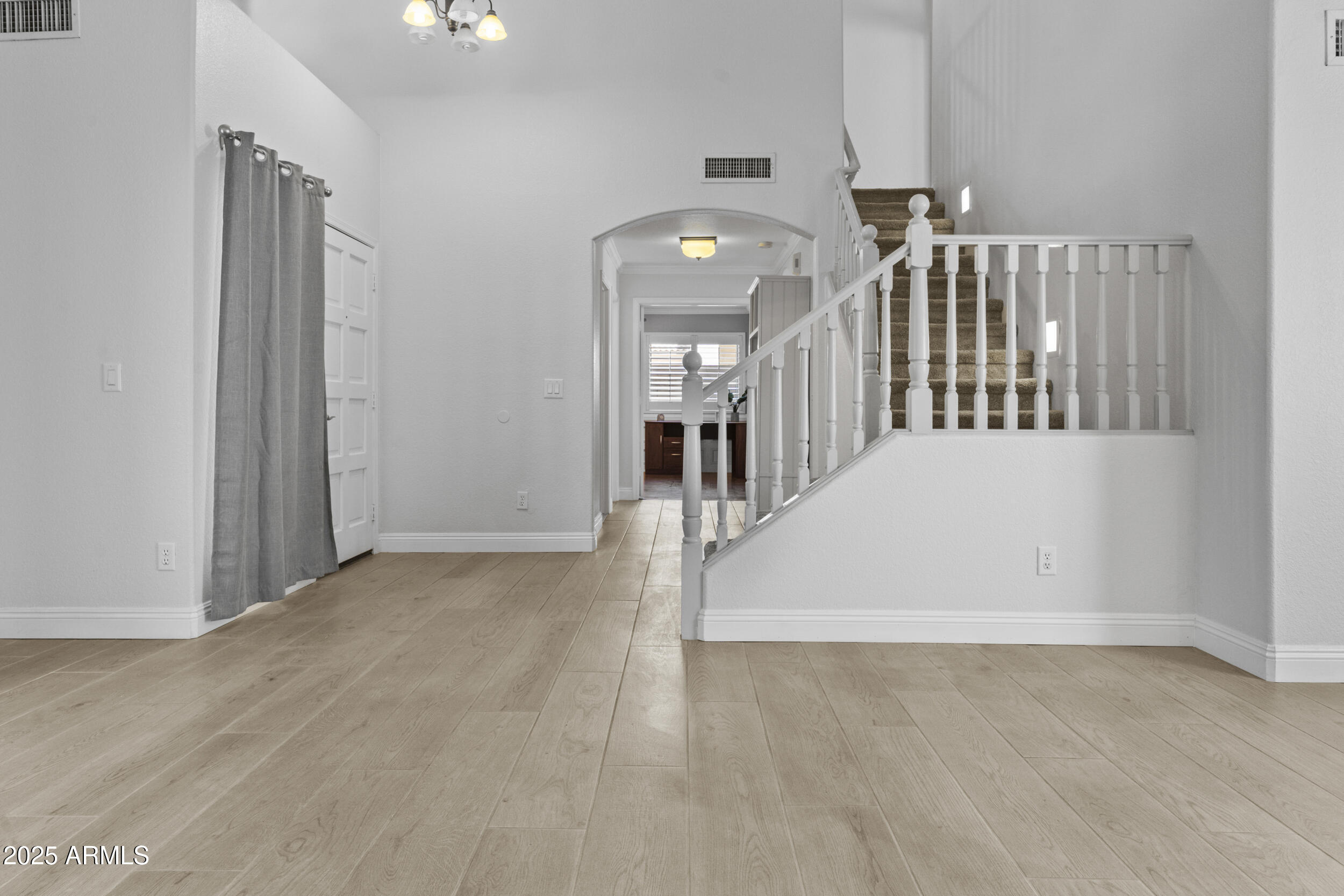 119 S MONTEREY Street