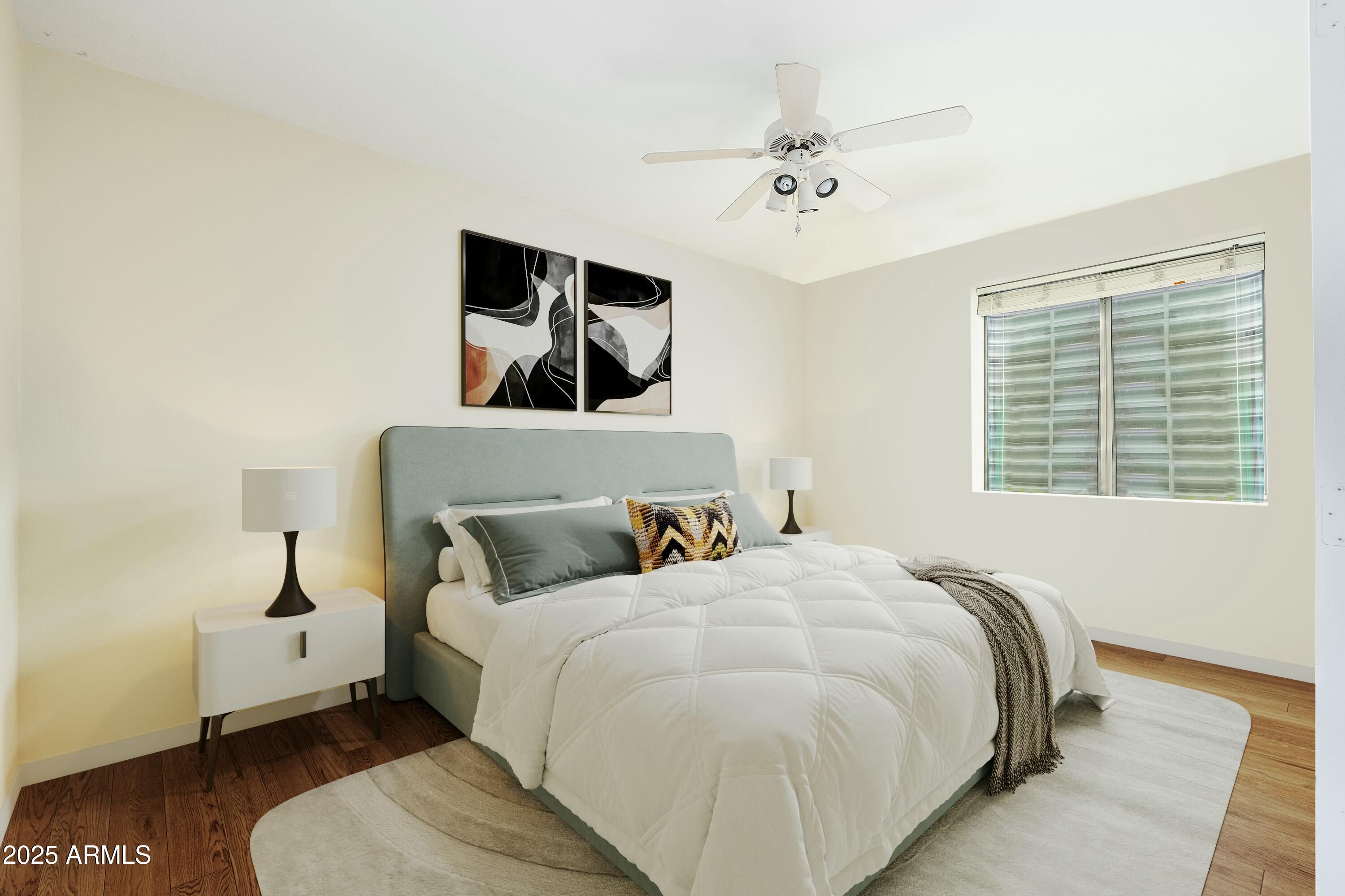 404 E COCONINO Place