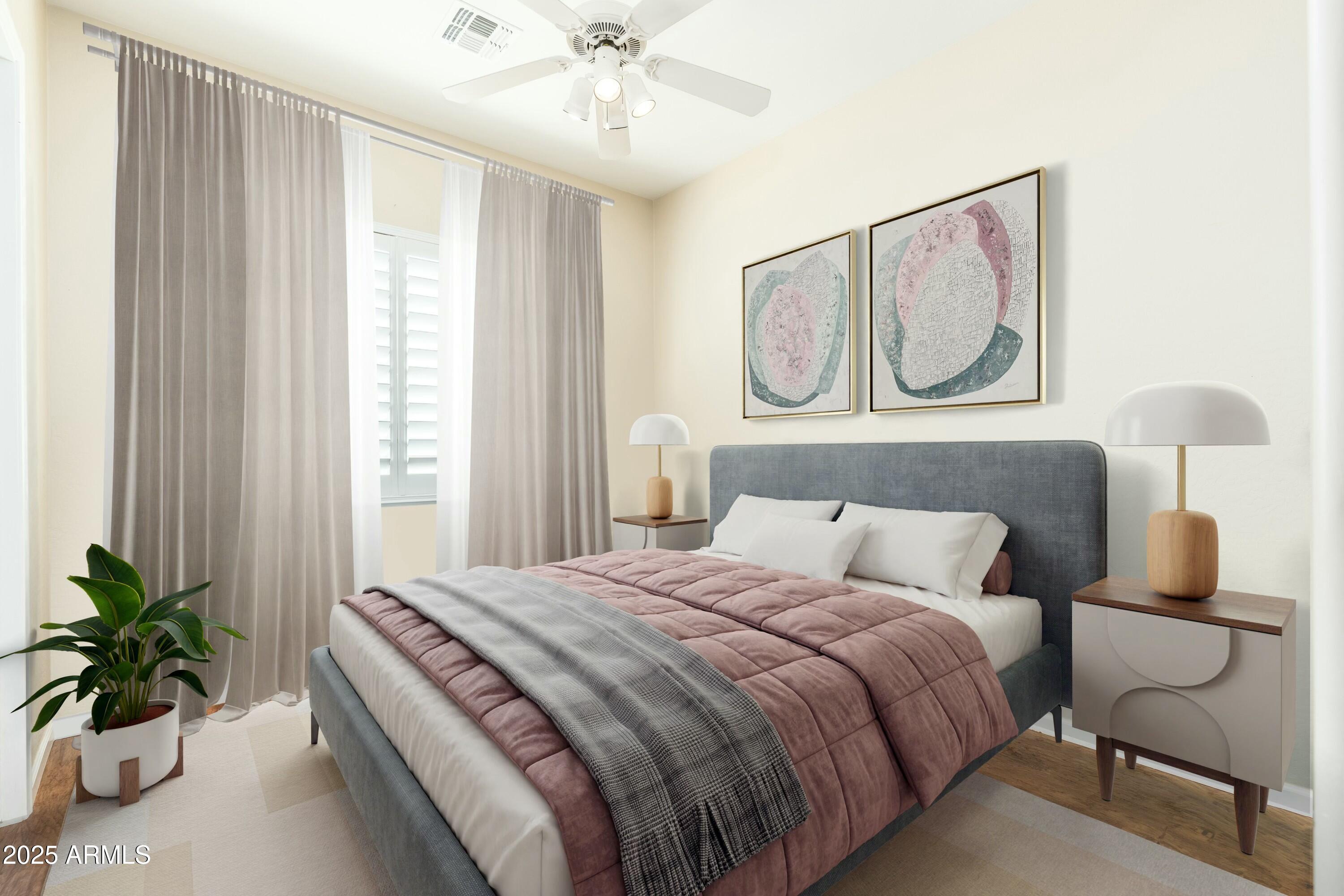 404 E COCONINO Place