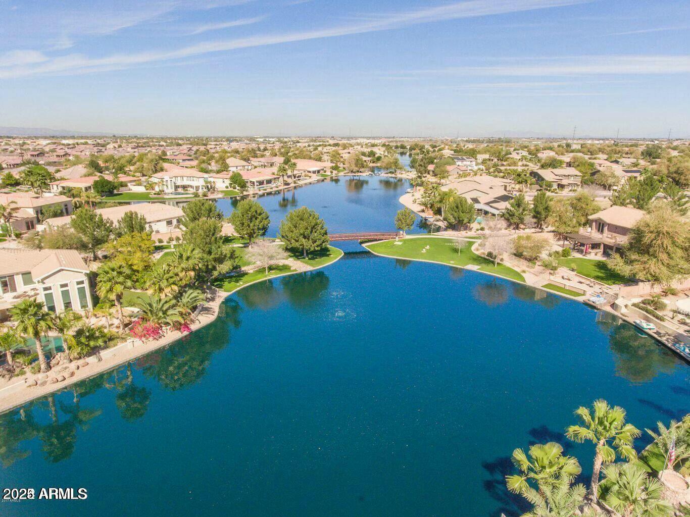 404 E COCONINO Place